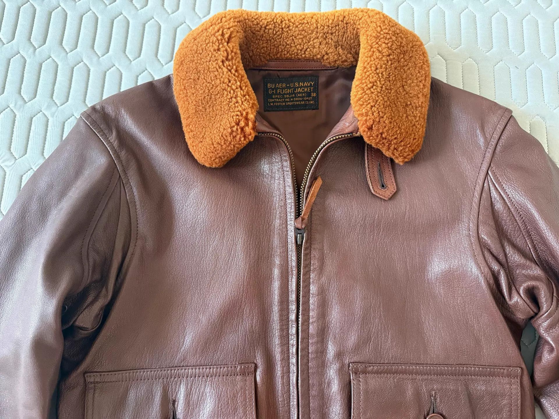 Rainbow Country rainbow country CA Bear G1 Goatskin Jacket 38 Light Wear Size XS / US 0-2 / IT 36-38 - 4 Thumbnail