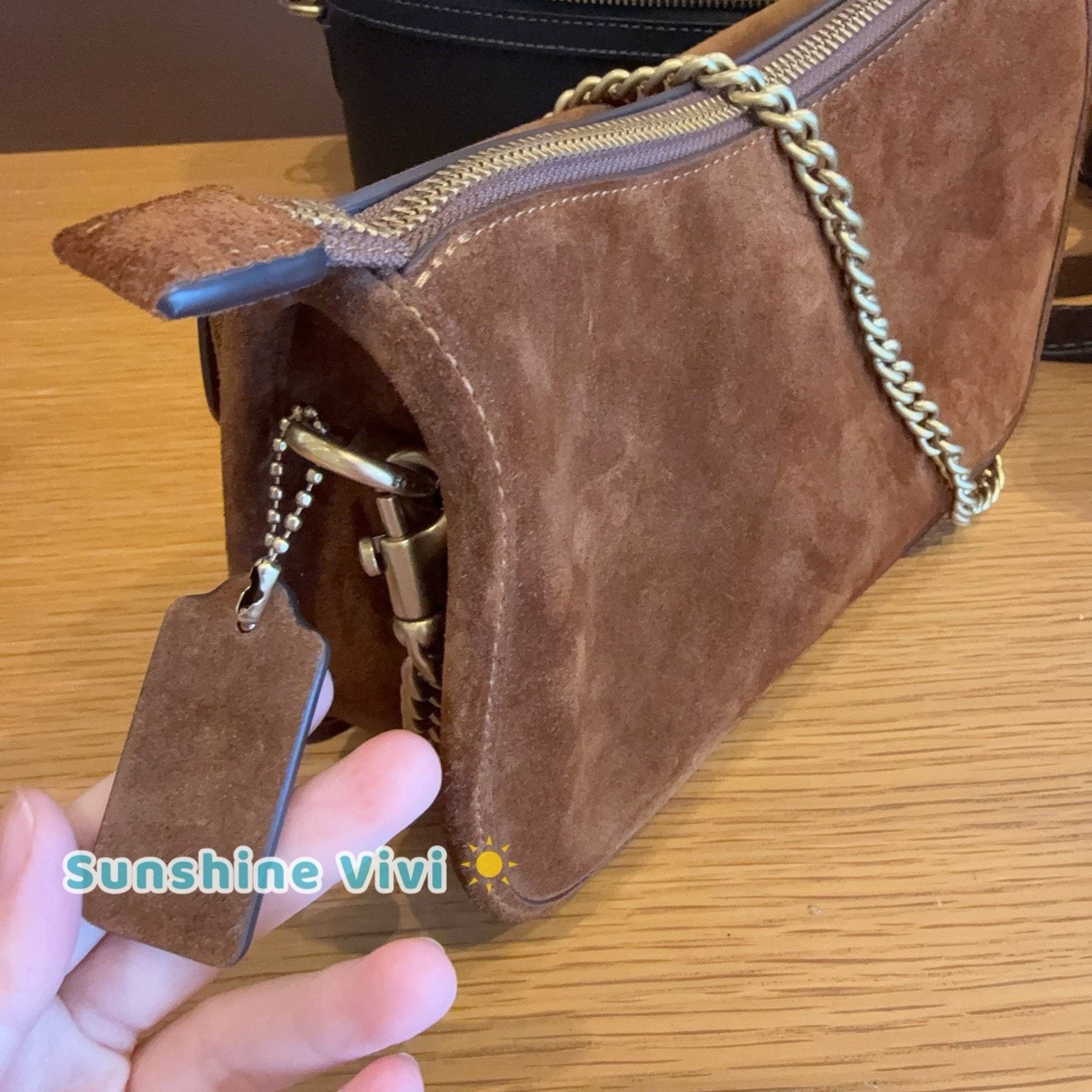 Coach NWT COACH Suede CDZ21 Twin Turnlock Waverly Bag Warm Brown Size ONE SIZE - 4 Thumbnail