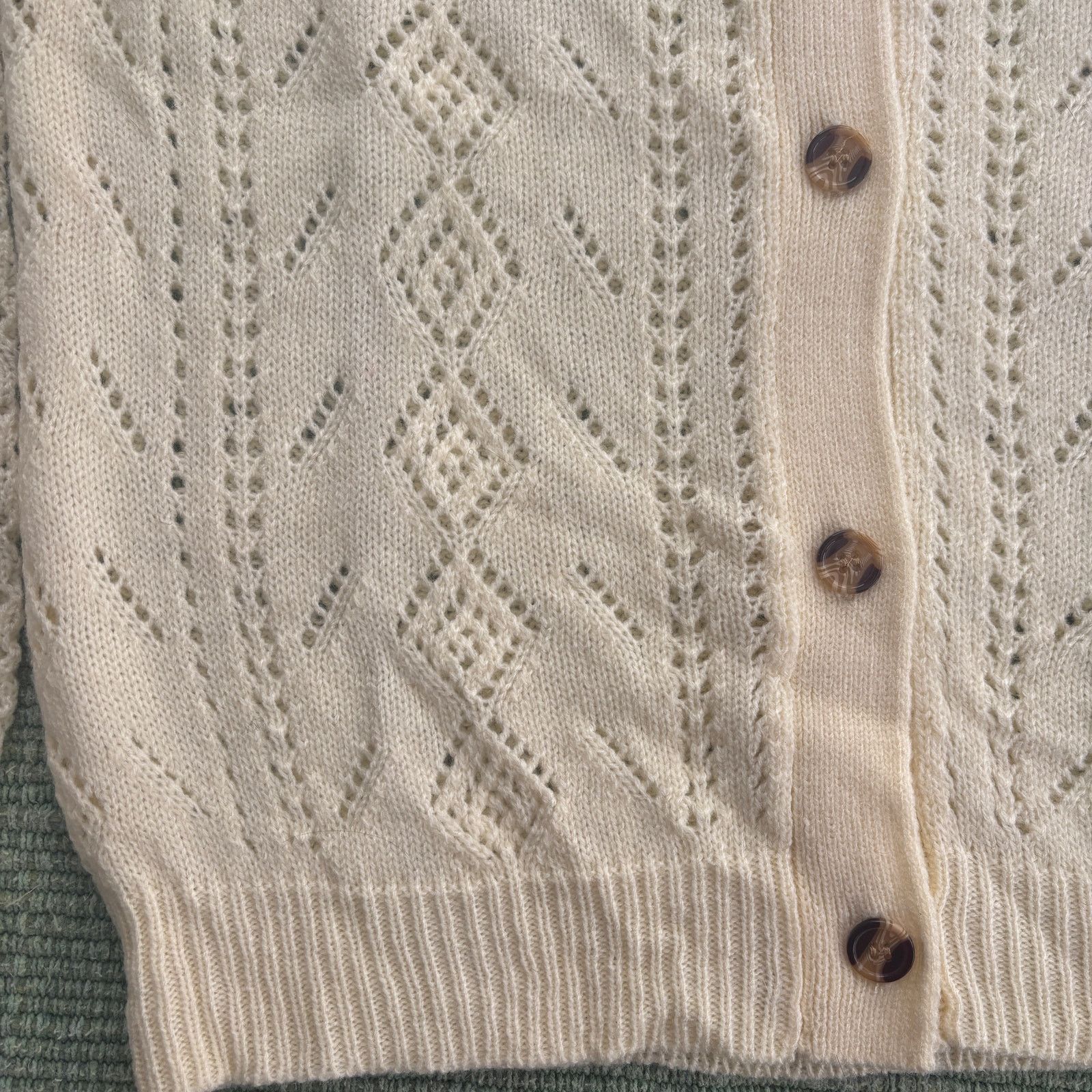 Vintage Vintage womens soft acrylic button up cardigan knit sweater Size L / US 10 / IT 46 - 2 Thumbnail