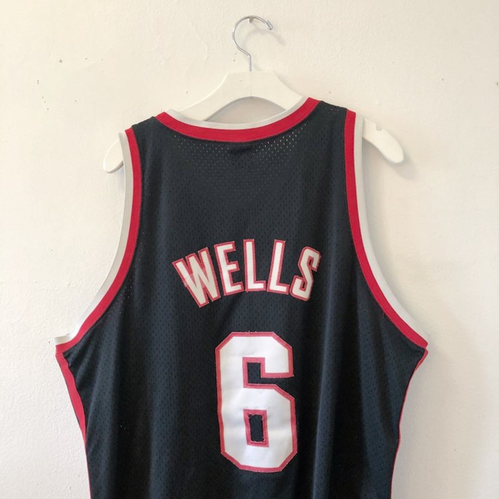 Nike 2000s Bonzi Wells #6 Nike Portland Trailblazers jersey VTG Size US XXL / EU 58 / 5 - 3 Thumbnail