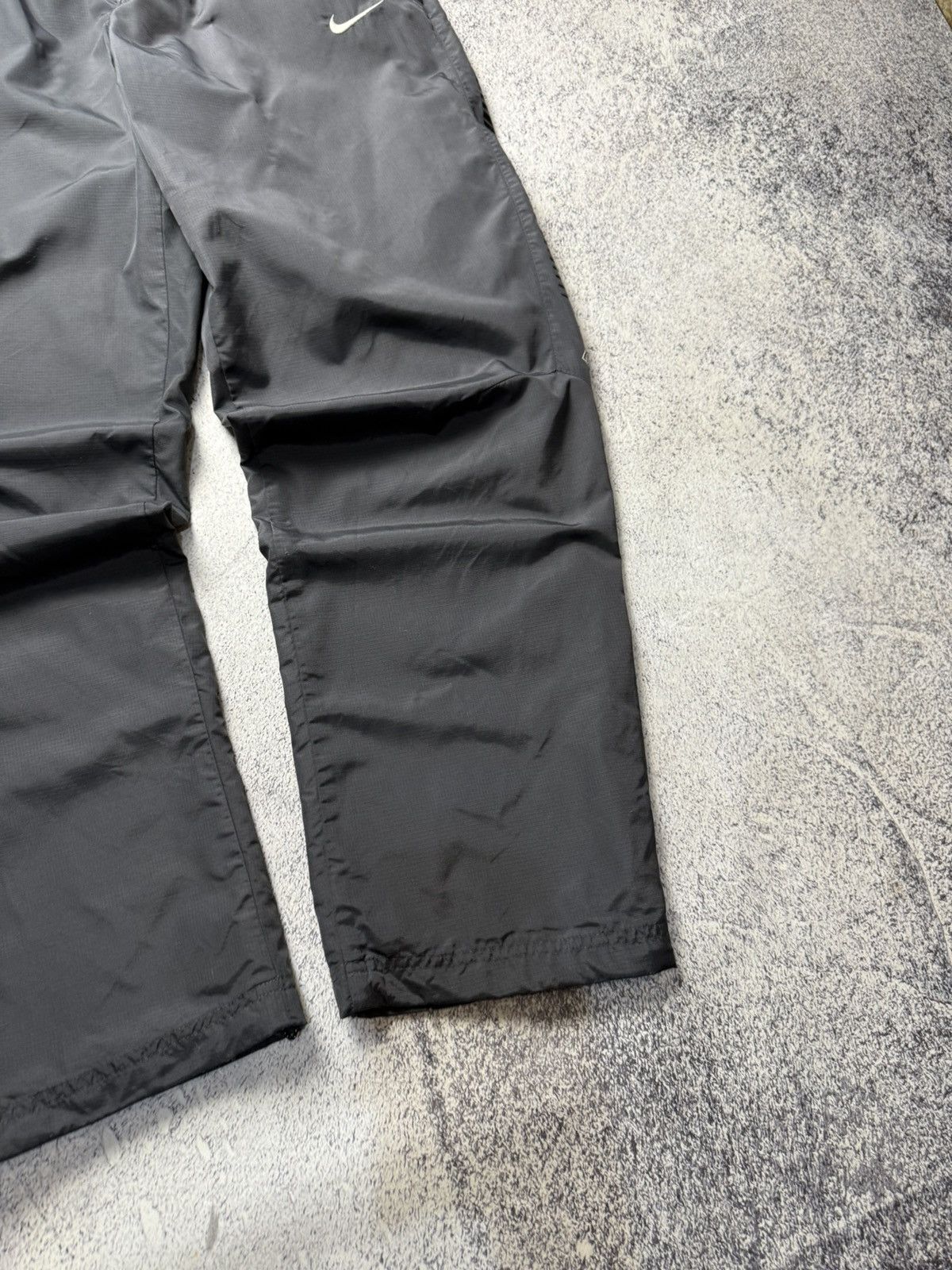 Nike Vintage Nike Air Max Drill Pants Japanese Y2K Gorpcore Size US 34 / EU 50 - 14 Thumbnail