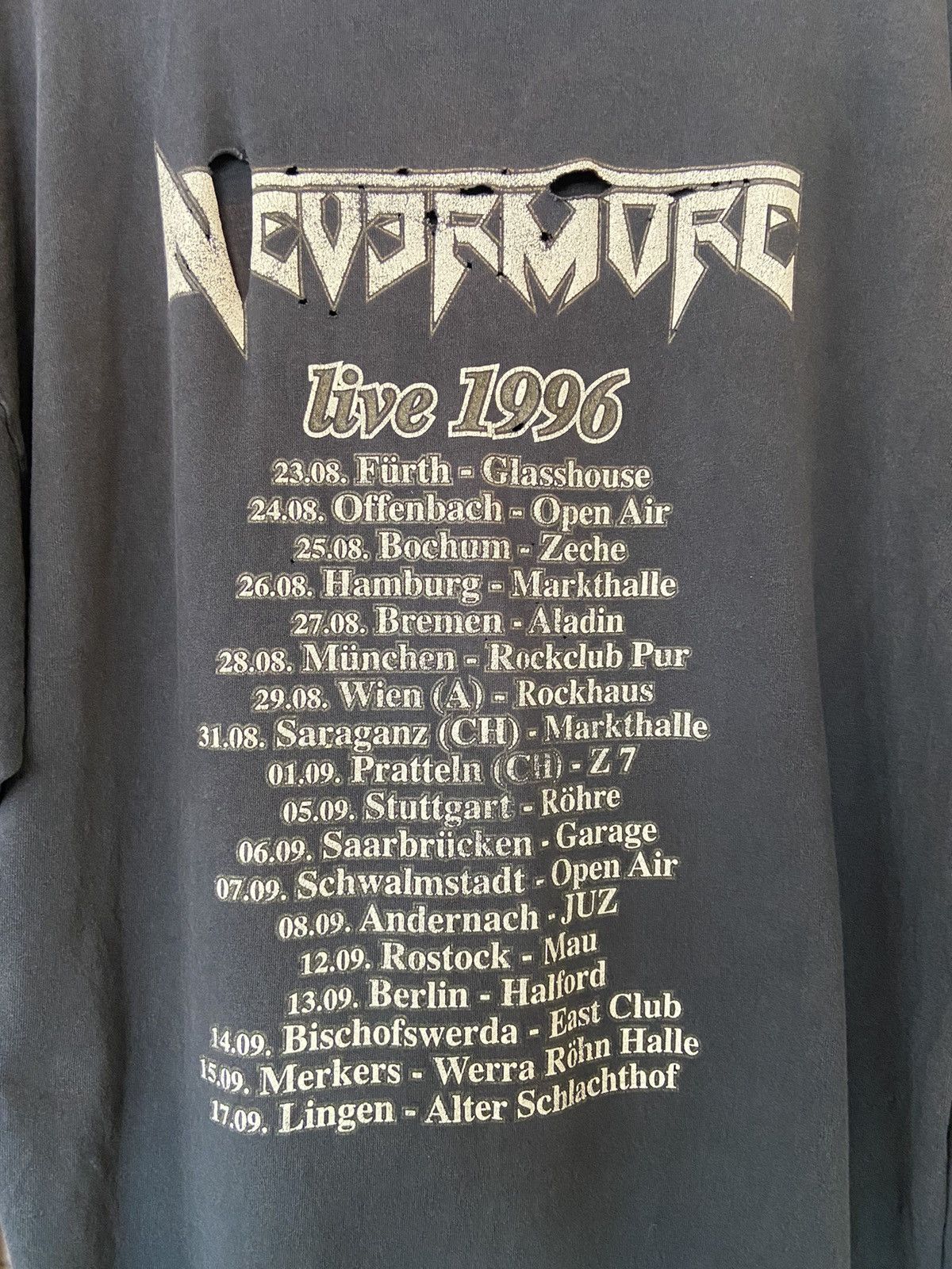 Band Tees (XL) VINTAGE THRASHED NEVERMORE METAL LONGSLEEVE Size US XL / EU 56 / 4 - 7 Thumbnail