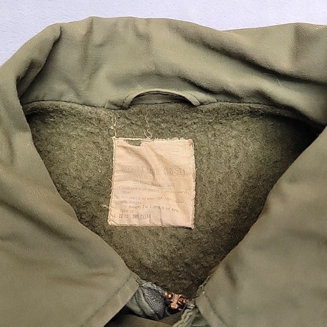 Vintage VINTAGE Military Jacket Mens XL Navy Deck 70s Boeing Experimental Flight Test AWACS E-3A Size US XL / EU 56 / 4 - 5 Thumbnail