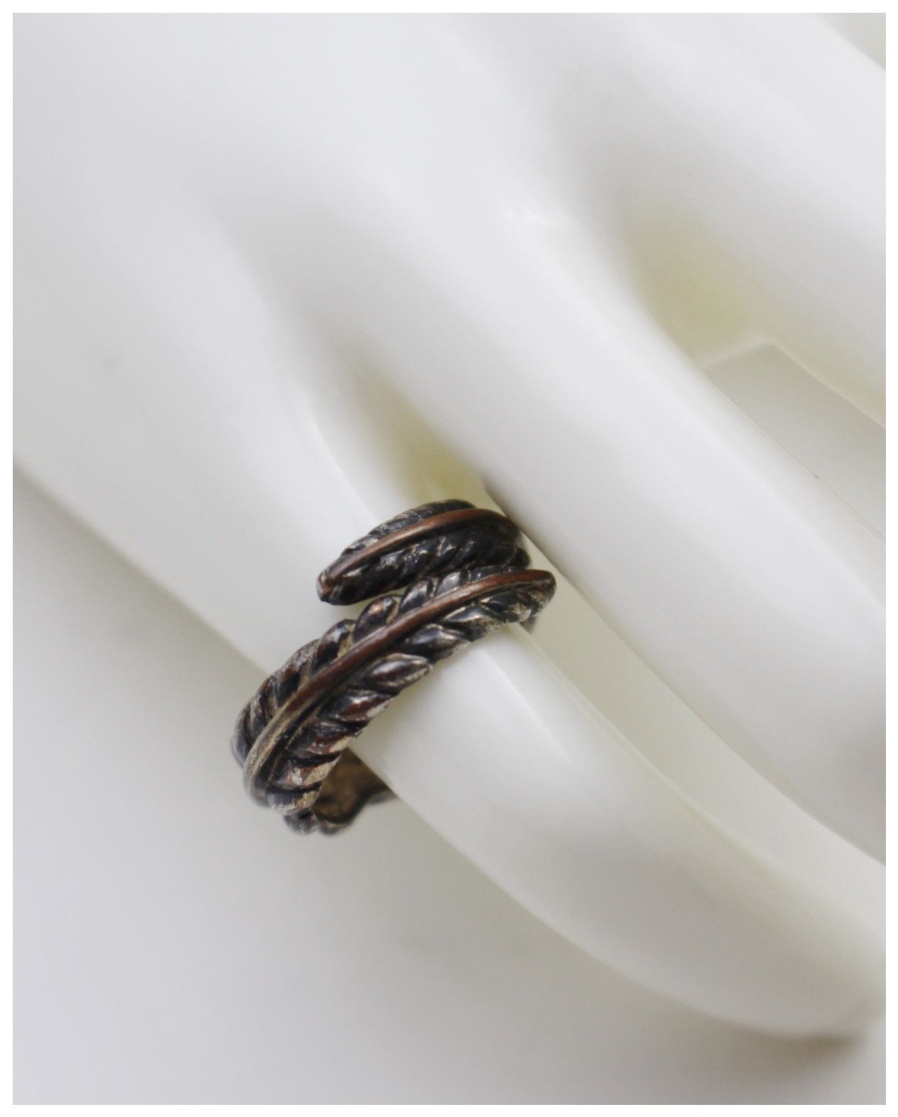 Vintage 2000S JAPANESE MADE TWISTED FEATHER RING Size ONE SIZE - 3 Thumbnail