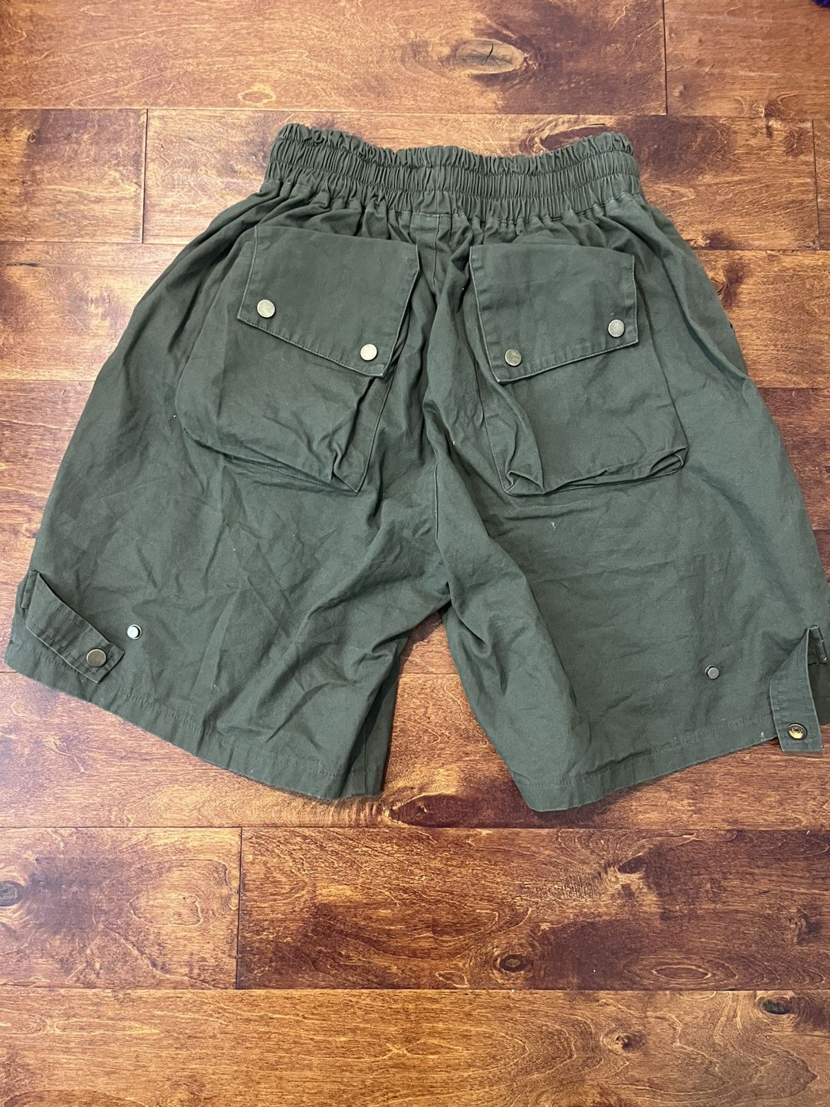 Other Olive Multi Cargo Shorts (Size medium) Size US 32 / EU 48 - 2 Thumbnail