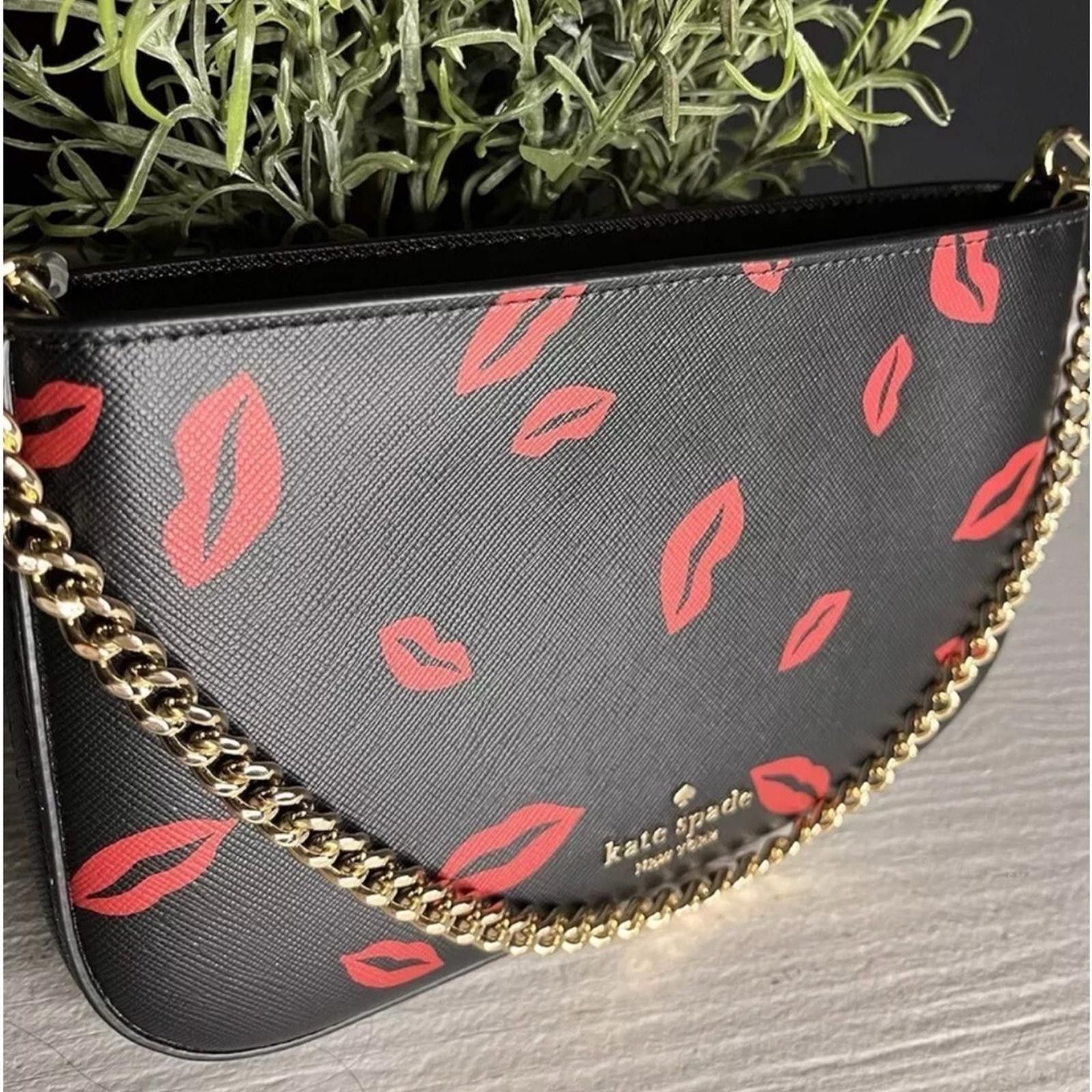 Kate Spade Kate Spade Madison Pochette Lip Toss Print Size ONE SIZE - 2 Thumbnail