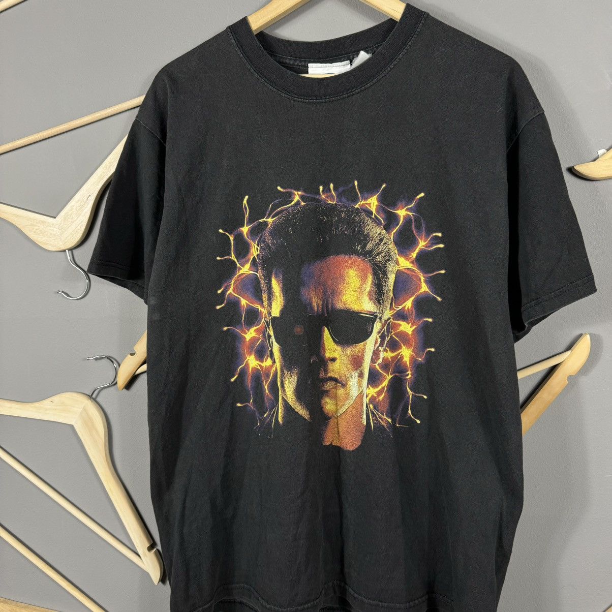 Vintage Vintage 90s Terminator 2 Universal Studios Schwarnegger Tee Size US L / EU 52-54 / 3 - 4 Thumbnail