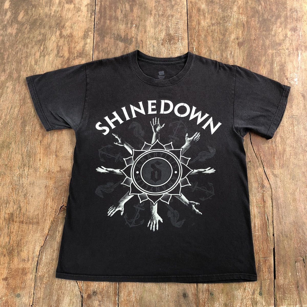 Band Tees Vintage Shinedown Band Rare T Shirt Size US M / EU 48-50 / 2 - 2 Thumbnail