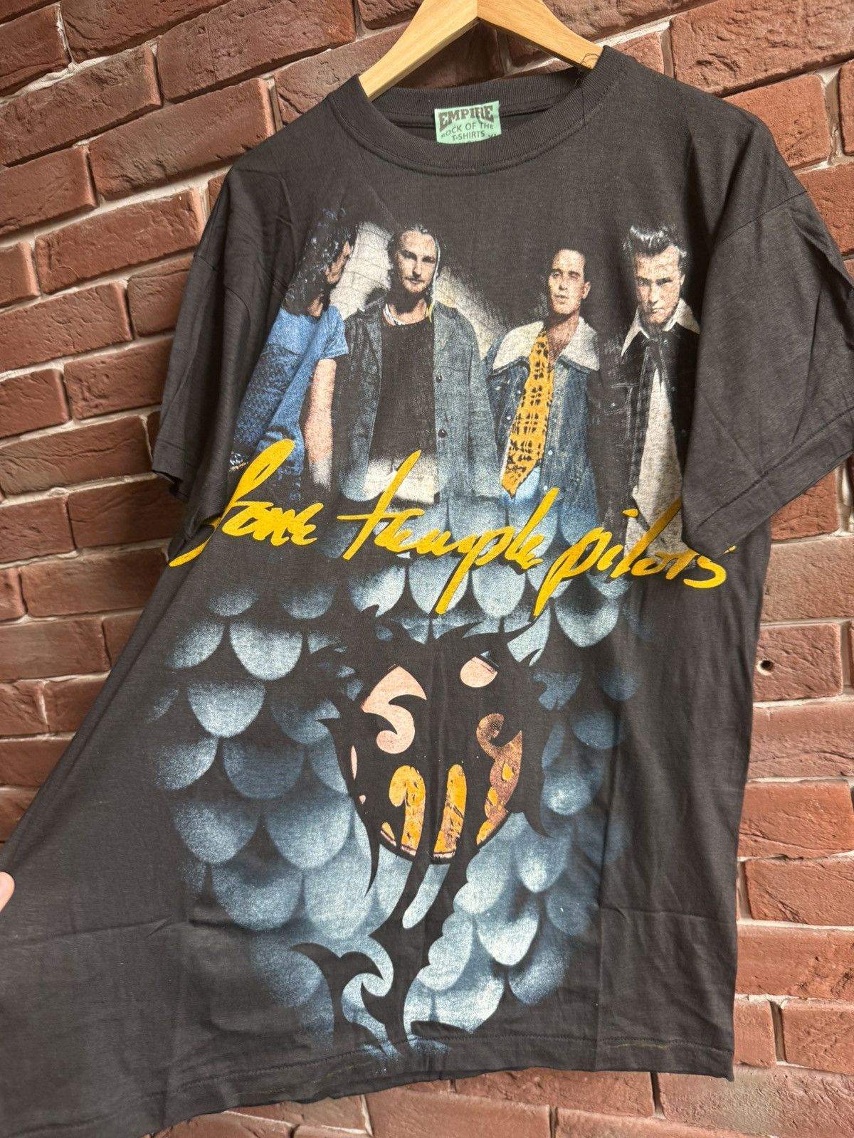 Band Tees Very Rare Vintage 90s Stone Temple Pilots Tour Tee Size US XL / EU 56 / 4 - 5 Thumbnail