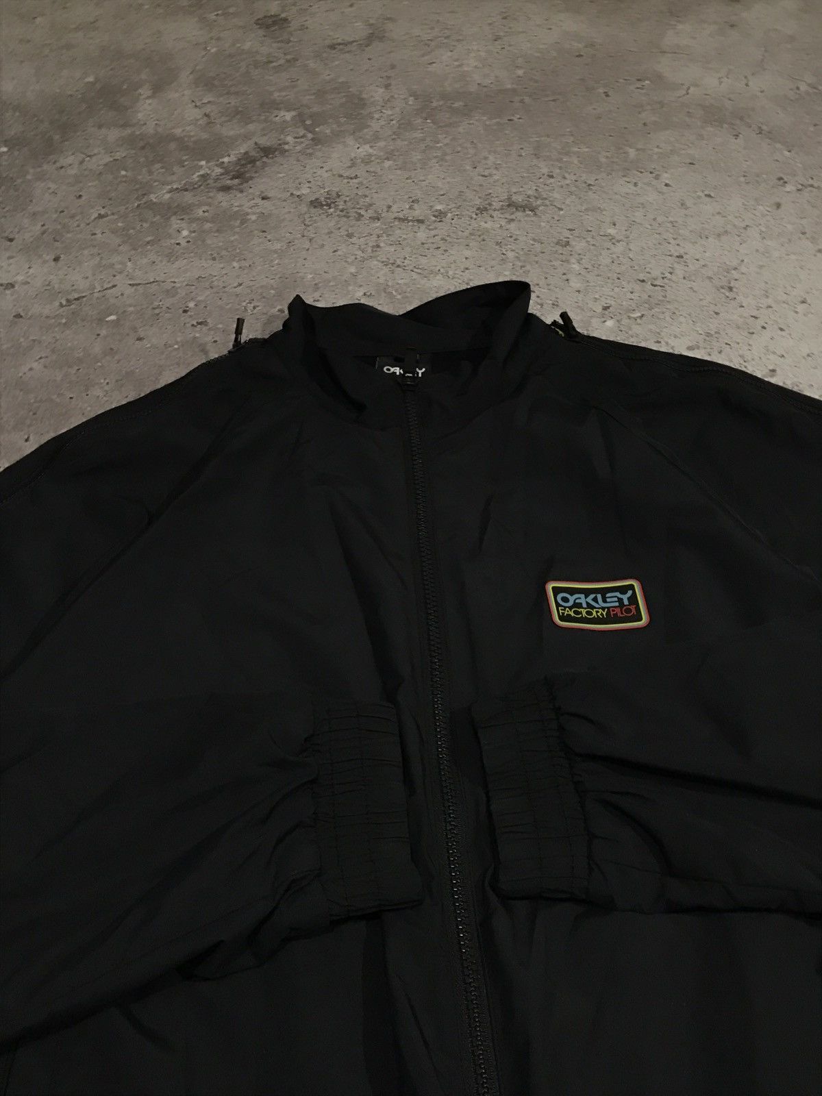 Oakley × Vintage Vintage Light Jacket Oakley Nylon Zip Bomber Jacket Black S Size US S / EU 44-46 / 1 - 6 Thumbnail