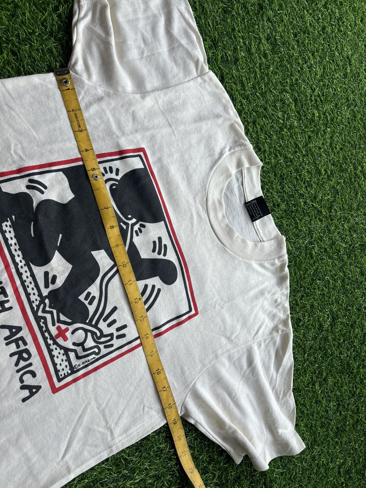 Keith Haring Vintage 80's Keith Haring Free South Africa Tshirt Size US M / EU 48-50 / 2 - 6 Thumbnail