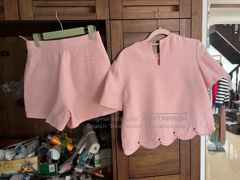 Valentino Valentino Silk wool short sleeves Size XS / US 0-2 / IT 36-38 - 3 Thumbnail