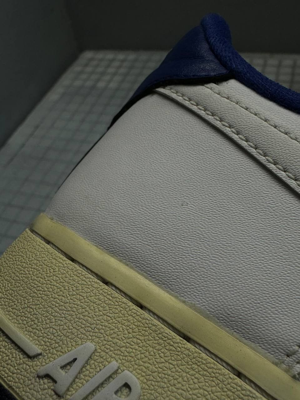 Nike Nike AF1 Low '07 Leather LE Size US 8 / EU 41 - 10 Thumbnail