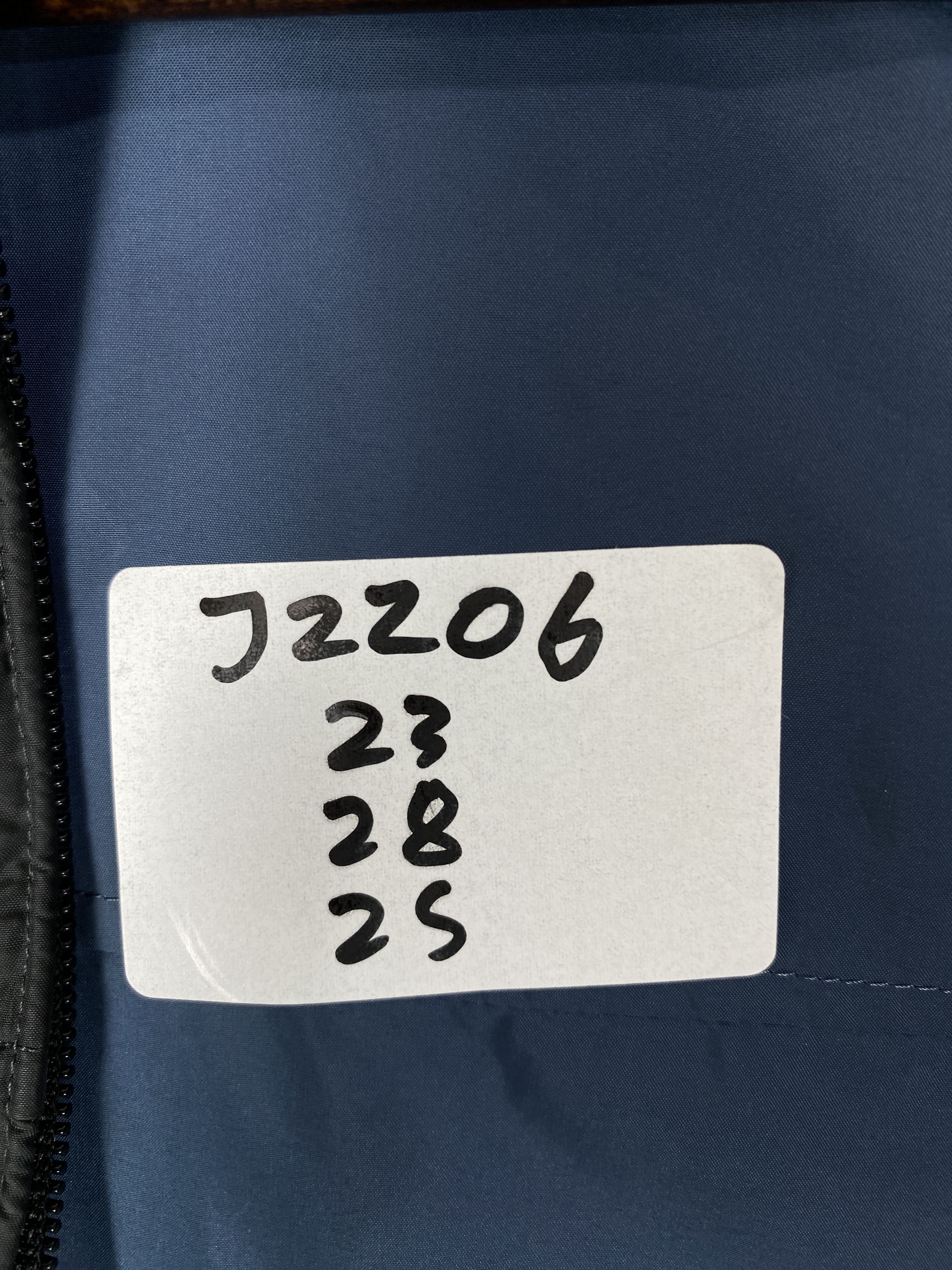 Uniqlo Vintage Uniqlo Reversible Quilted Jacket J2206 Size US S / EU 44-46 / 1 - 13 Thumbnail