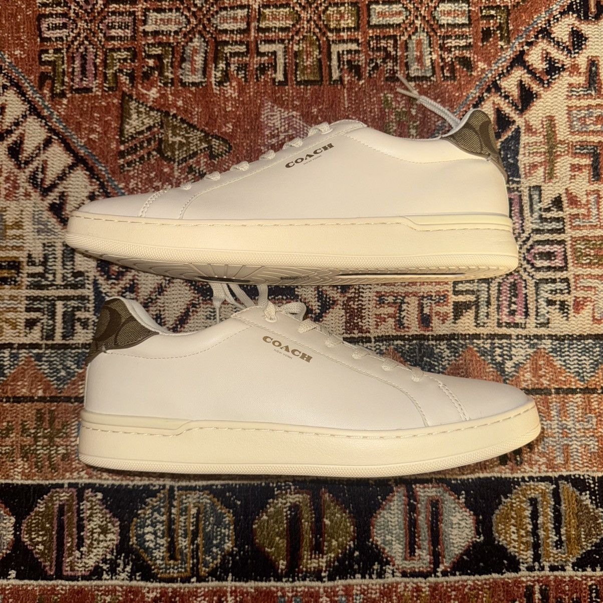 Coach Clip Low Top Sneaker With Signature Canvas Size US 11 / EU 44 - 2 Thumbnail