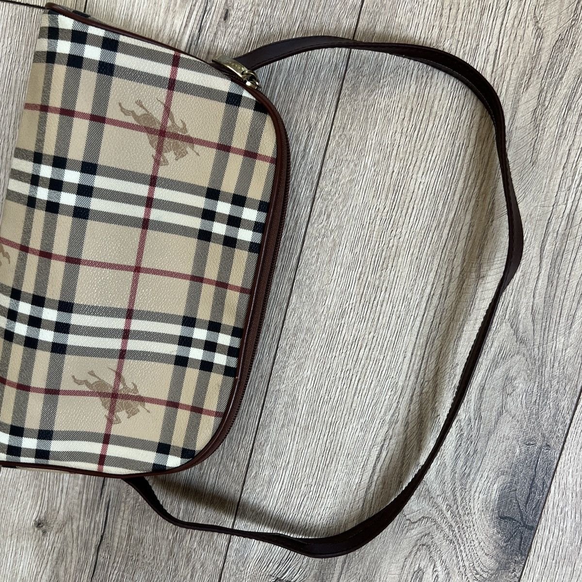 Burberry Vintage 90s Burberry Nova Check Mini Leather Shoulder Bag Size ONE SIZE - 4 Thumbnail