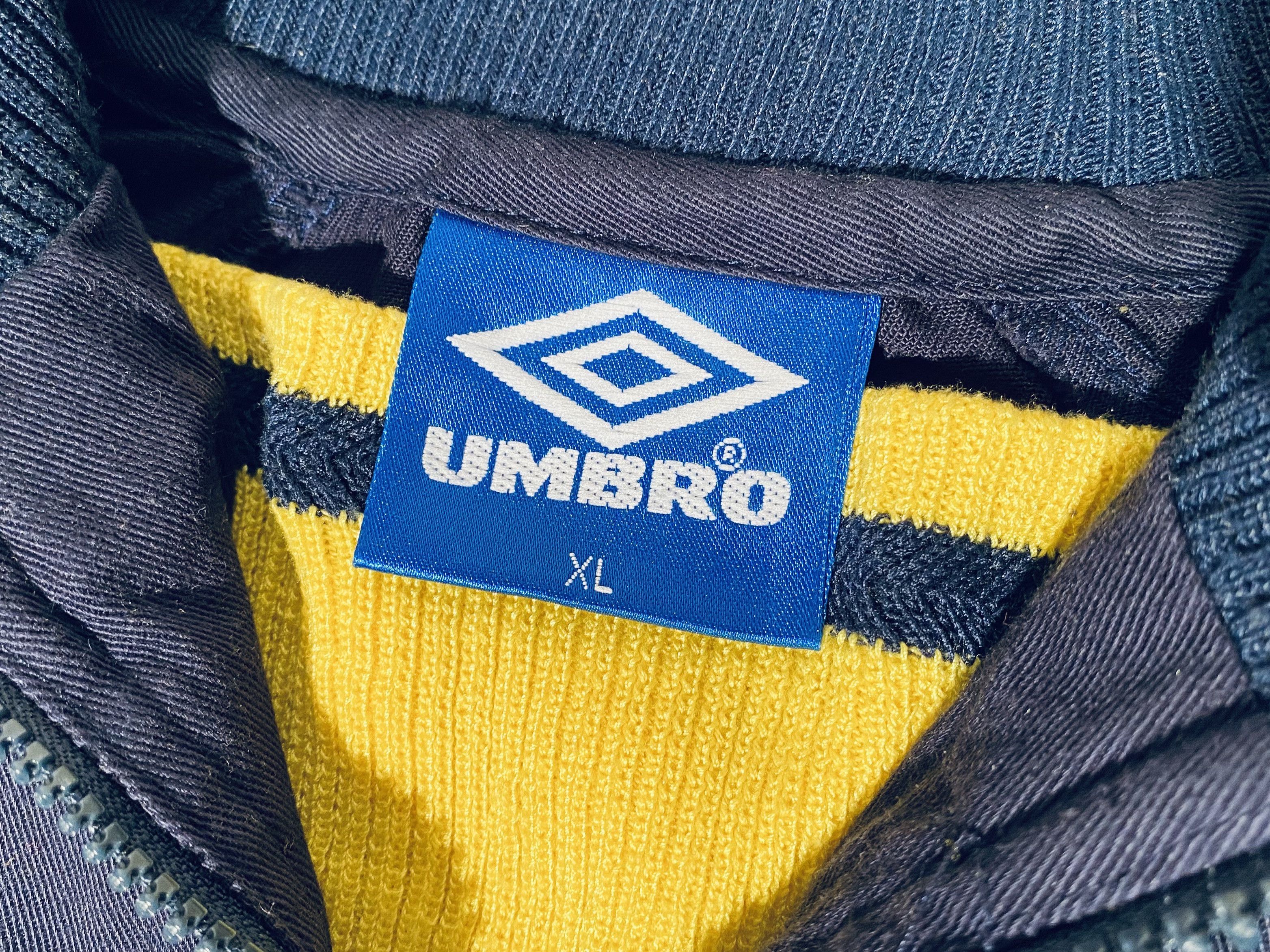 Umbro Scotland Training Drill Top 1993 1995 Size US XL / EU 56 / 4 - 6 Thumbnail