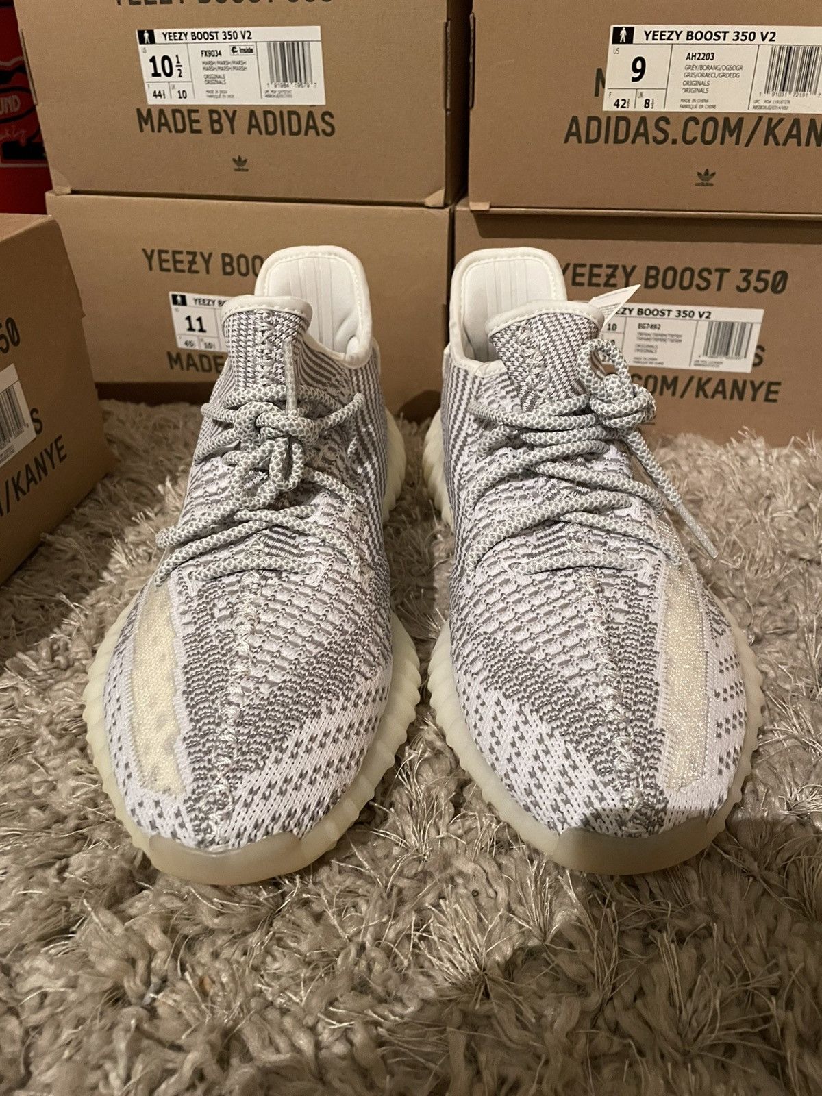 Yeezy Yeezy 350 V2 Static Non-Reflective Size US 10 / EU 43 - 4 Thumbnail