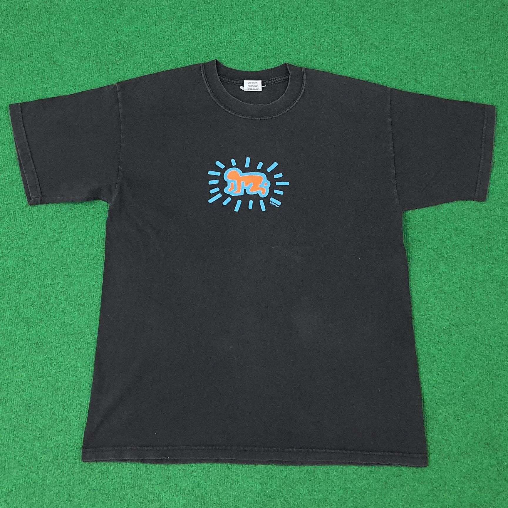 Vintage Keith Haring Streetwear Skateboards Tshirt C223N25