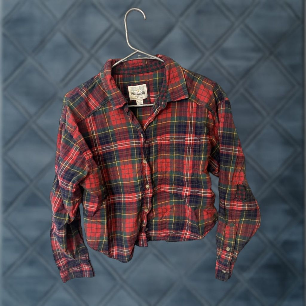 American Eagle Outfitters VINTAGE American Eagle Outfitters Womens Red Plaid Long Sleeve Button Up Cropped Shirt XS Size XS / US 0-2 / IT 36-38 - 1 Thumbnail