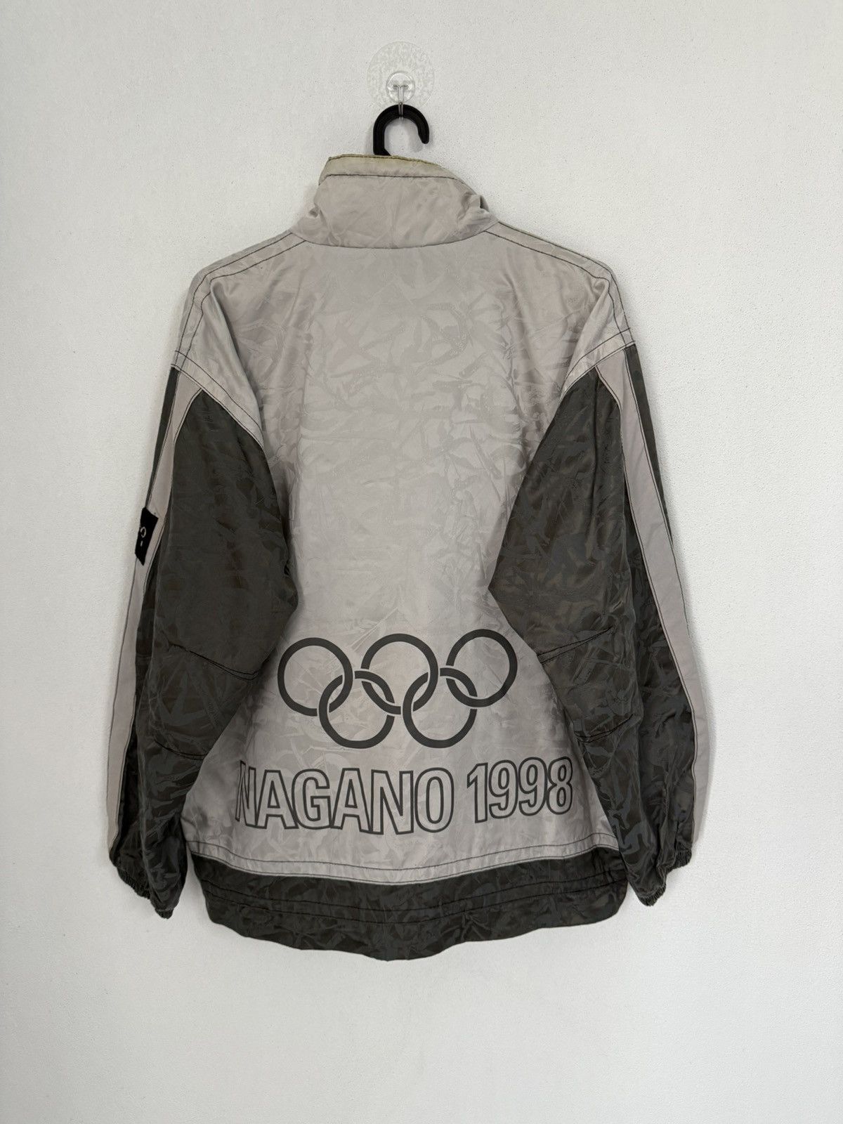 Mizuno 1998 JAPAN OLYMPICS NAGANO MIZUNO VINTAGE ATHLETE ISSUE Size US M / EU 48-50 / 2 - 6 Thumbnail