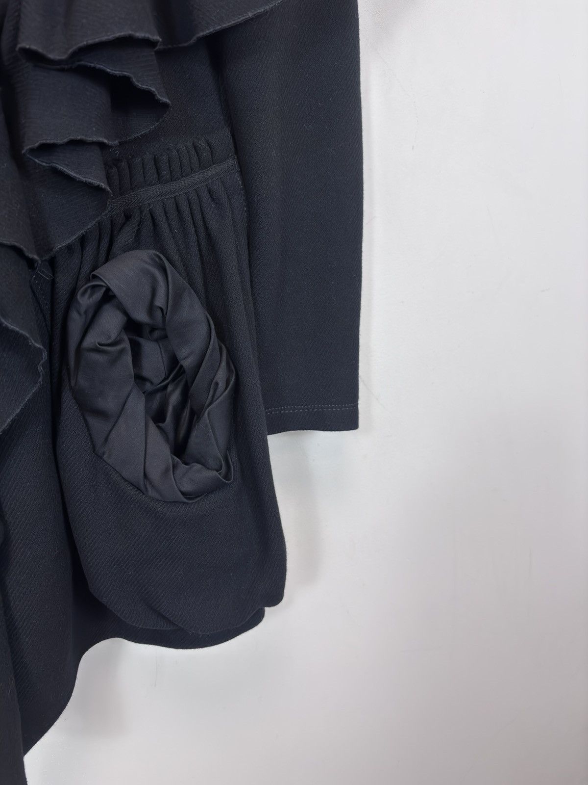 Marithe + Francois Girbaud Marithe Francois Girbaud Women’s Archival Ruffle Wool Coat Size S / US 4 / IT 40 - 6 Thumbnail