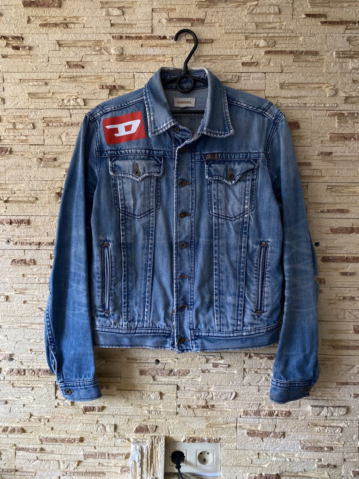 Diesel Diesel Vintage D Logo Denim Jacket Size US L / EU 52-54 / 3 - 1 Thumbnail