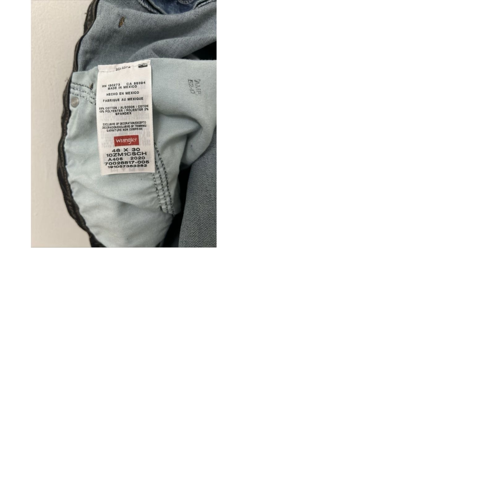 Wrangler Wrangler Authentics Jeans Mens 46x30 Light Wash Straight Leg NWT Stretch Denim 5-Pocket Zipper Button Cotton Blend Medium Wash Size US 30 / EU 46 - 9 Thumbnail