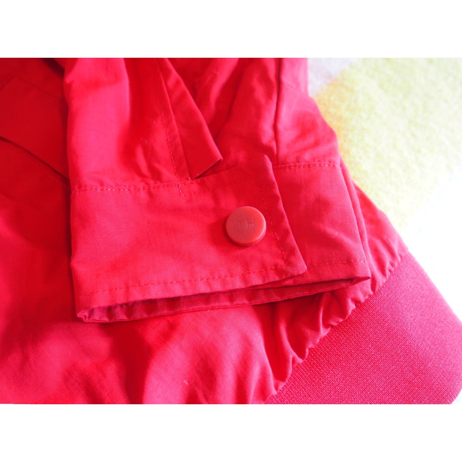 Tommy Hilfiger TOMMY HILFIGER Red Hooded Nylon Jacket Zip Logo FLAG Mens Large L EUC Jacket Mens Red Hooded Nylon Zip Logo Flag Size US M / EU 48-50 / 2 - 7 Thumbnail