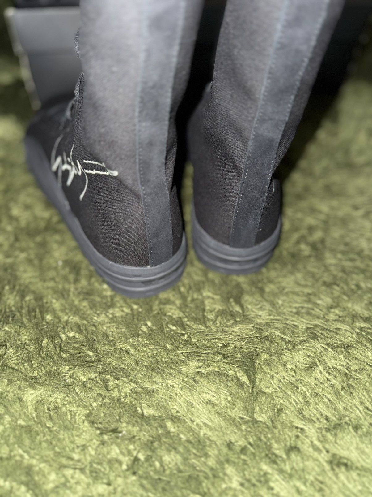 Y-3 [US 9.5] Y-3 Yohji Yamamoto Yuven Embroidered Logo Boots Size US 9 / EU 42 - 6 Thumbnail