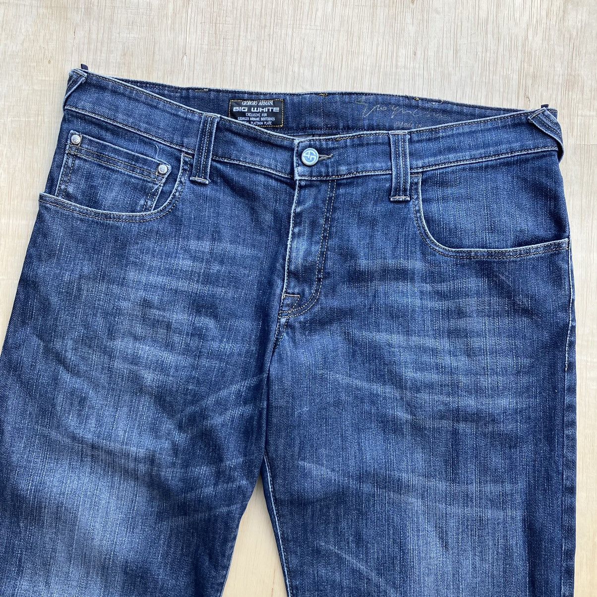 Giorgio Armani GIORGIO ARMANI BIG WHITE PLATINUM DENIM LOOSE FIT FADED Size US 38 / EU 54 - 2 Thumbnail