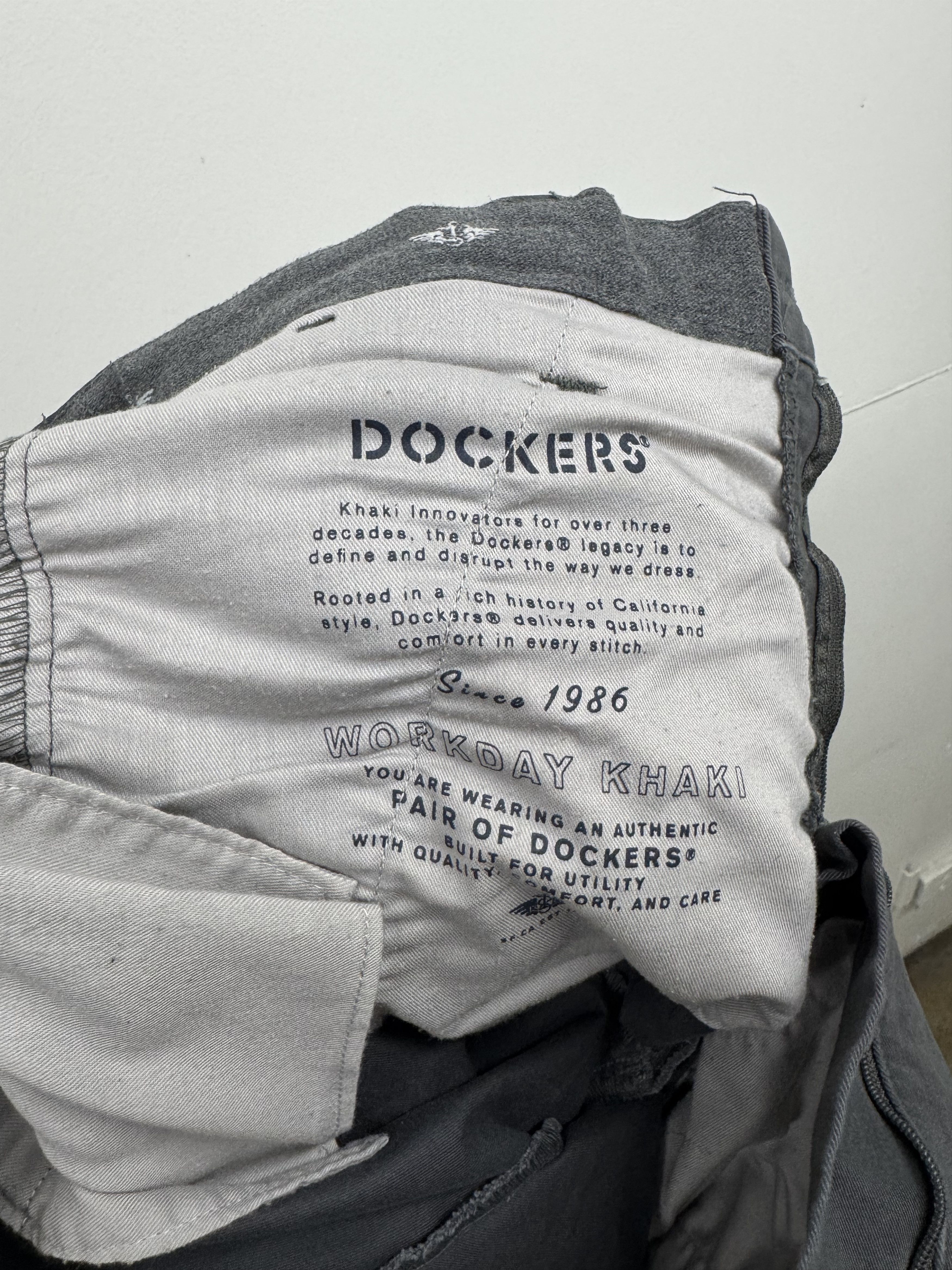 Dockers Dockers Waterless Slim Flex Side Zip Pocket 31 x 32 Chinos Size US 31 - 6 Thumbnail
