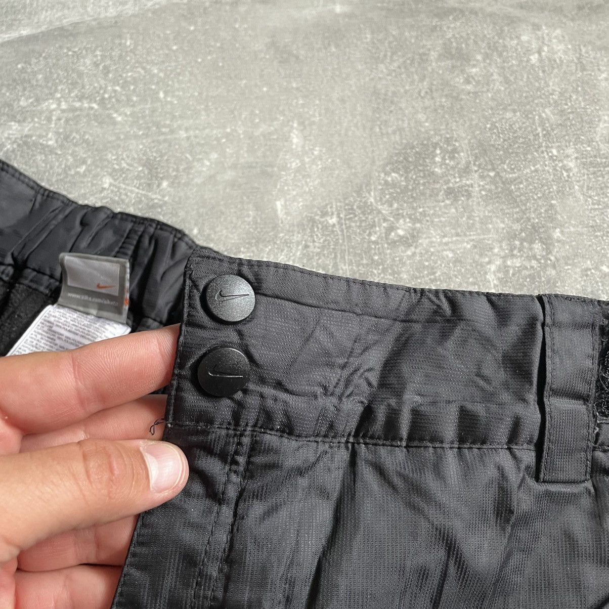 Nike Vintage Nike ACG pants ski tn swoosh joggers nylon black Size 34" / US 12 / IT 48 - 5 Thumbnail