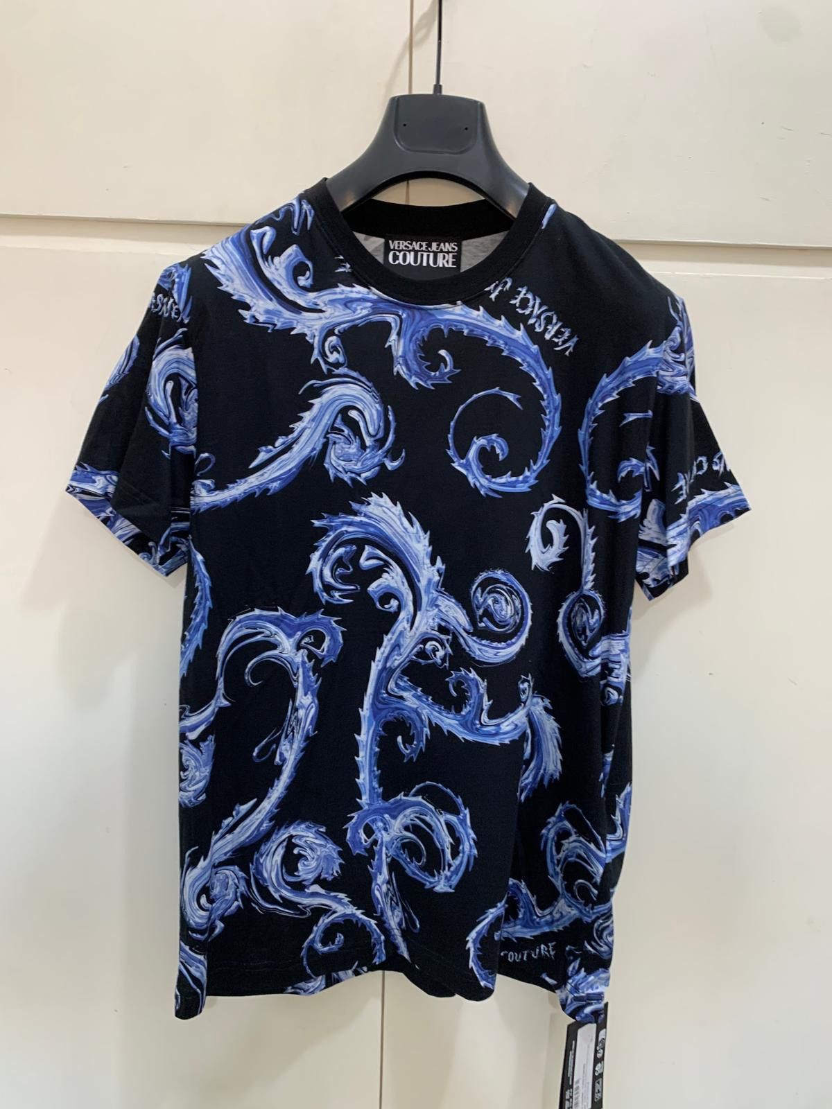 Versace Jeans Couture Versace Jeans Culture Chromo Couture Print T-shirt, size L, Size US L / EU 52-54 / 3 - 1 Thumbnail