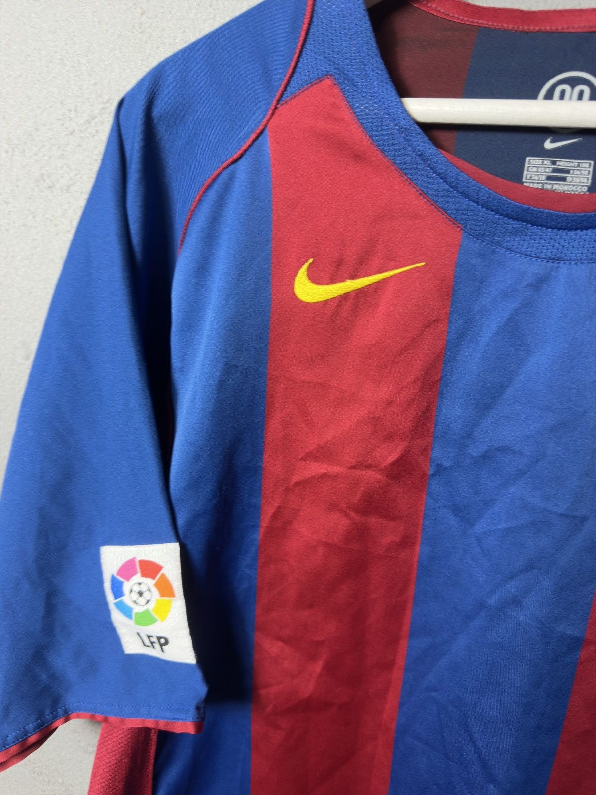 Nike × Vintage FC Barcelona 2004-2005 Home football jersey Nike #17 Larsson Size US XL / EU 56 / 4 - 4 Thumbnail
