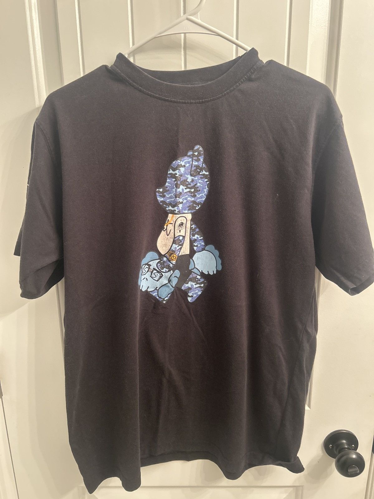 Kaws Kaws SS T-Shirt Size US M / EU 48-50 / 2 - 1 Thumbnail