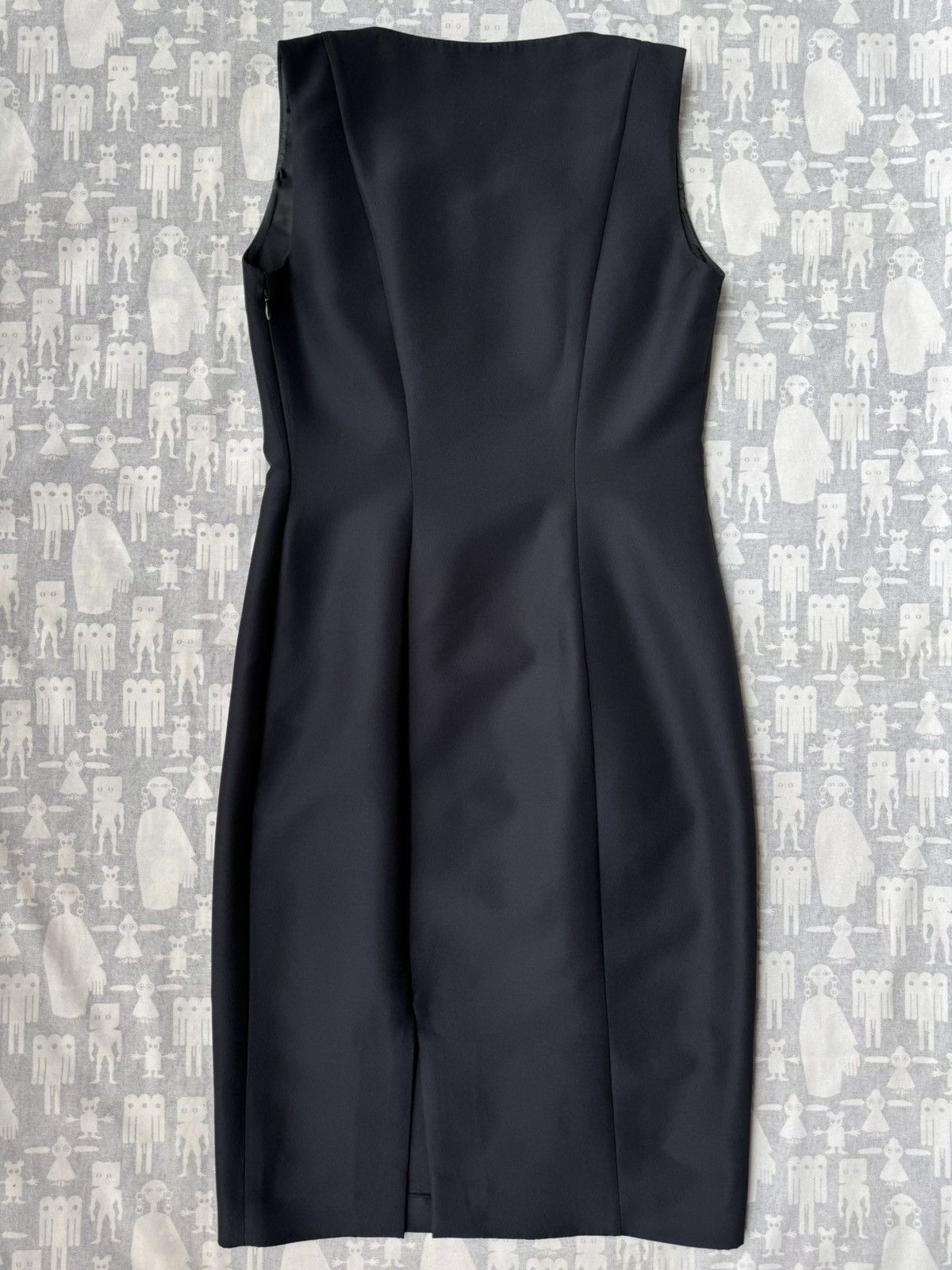 Gucci Gucci Tom Ford 1999 Plunging Neckline Structured Midi Dress Size M / US 6-8 / IT 42-44 - 7 Thumbnail