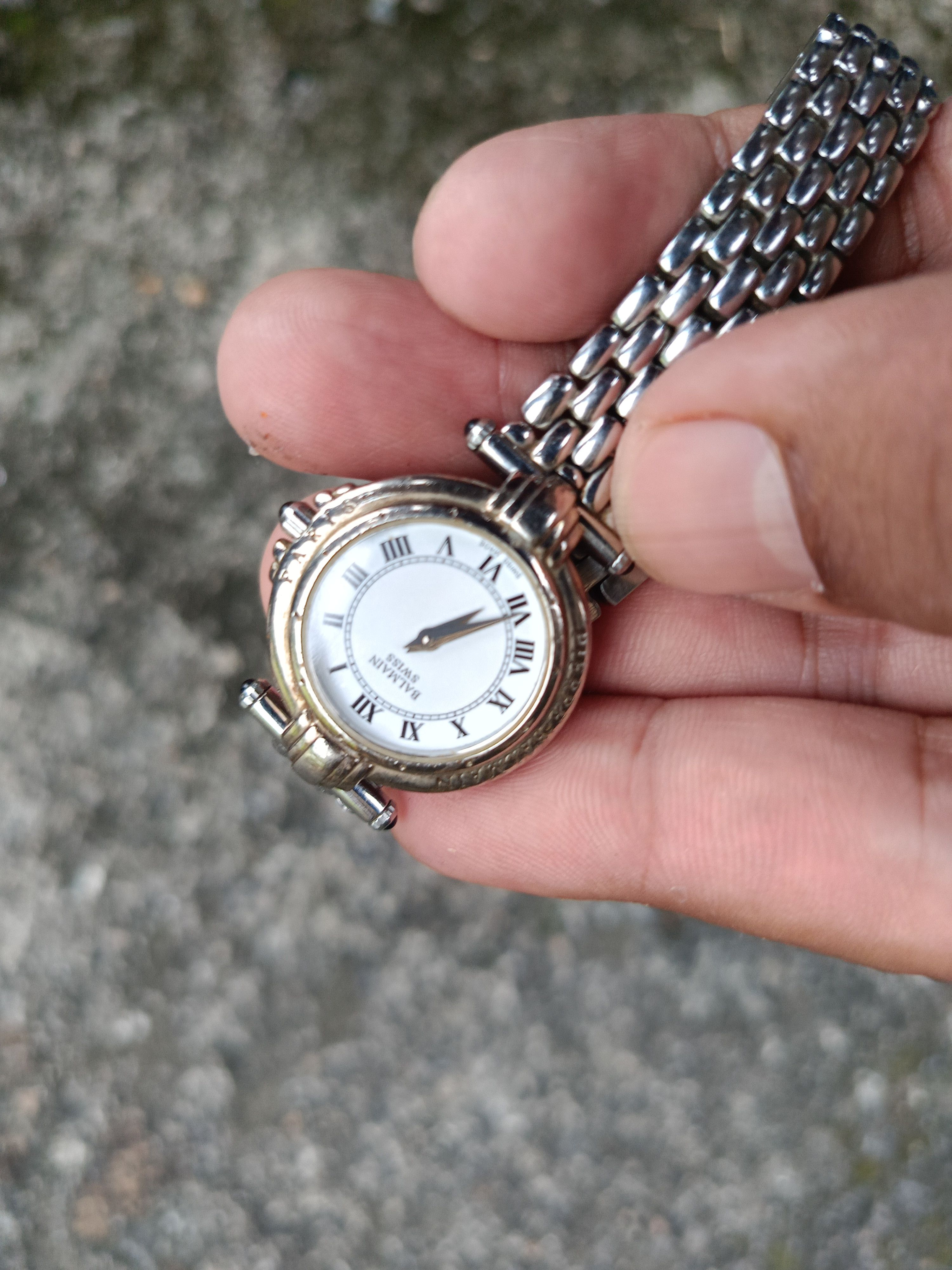 Balmain PIERRE BALMAIN PARIS VINTAGE WATCH Size ONE SIZE - 2 Thumbnail