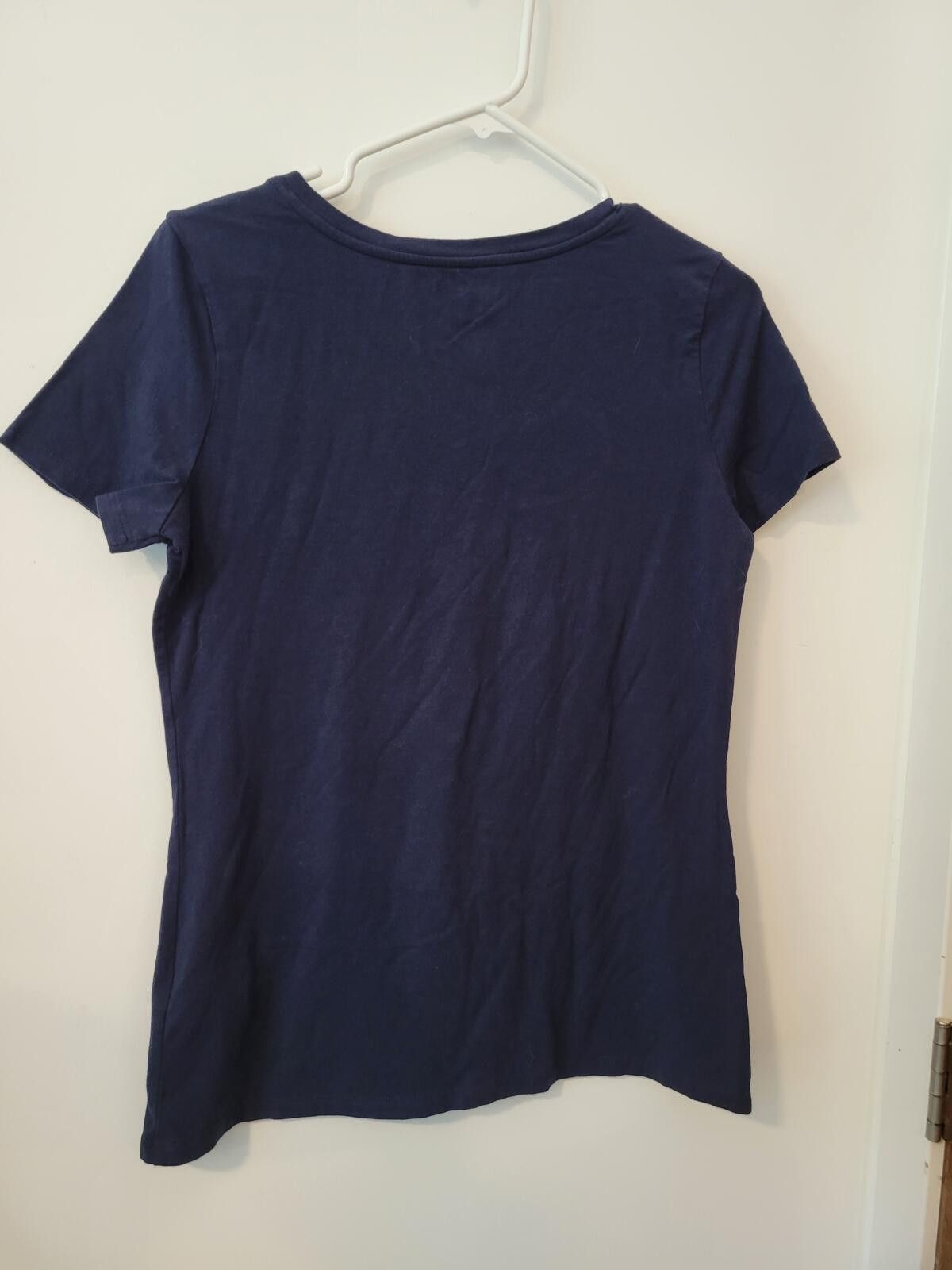 Other Amazon Essentials Women's V-Neck T-Shirt Medium Navy Blue Size M / US 6-8 / IT 42-44 - 2 Thumbnail