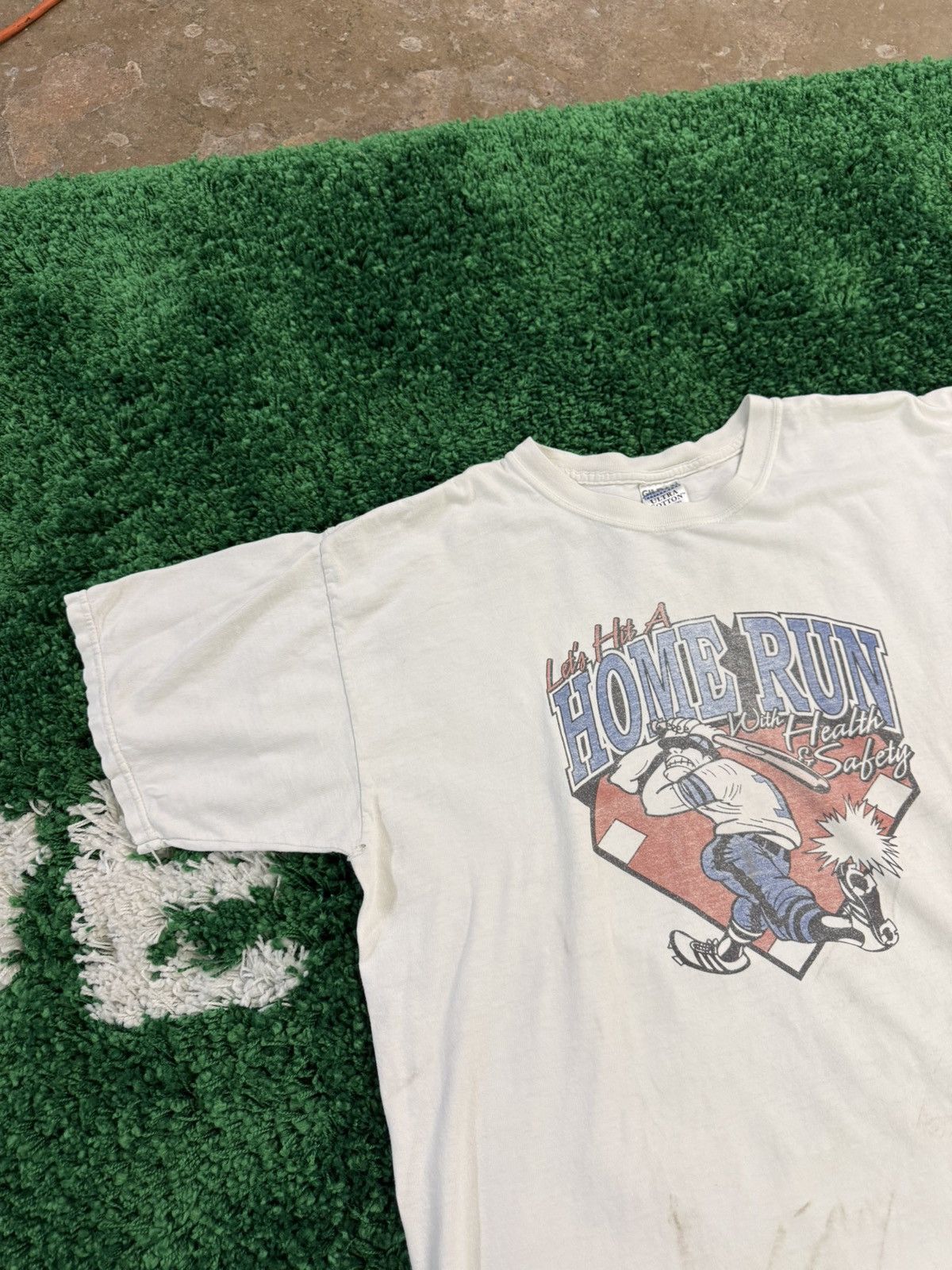 Vintage Vintage Destroyed " Home Run " Baseball Cartoon Tee XL Size US XL / EU 56 / 4 - 1 Thumbnail