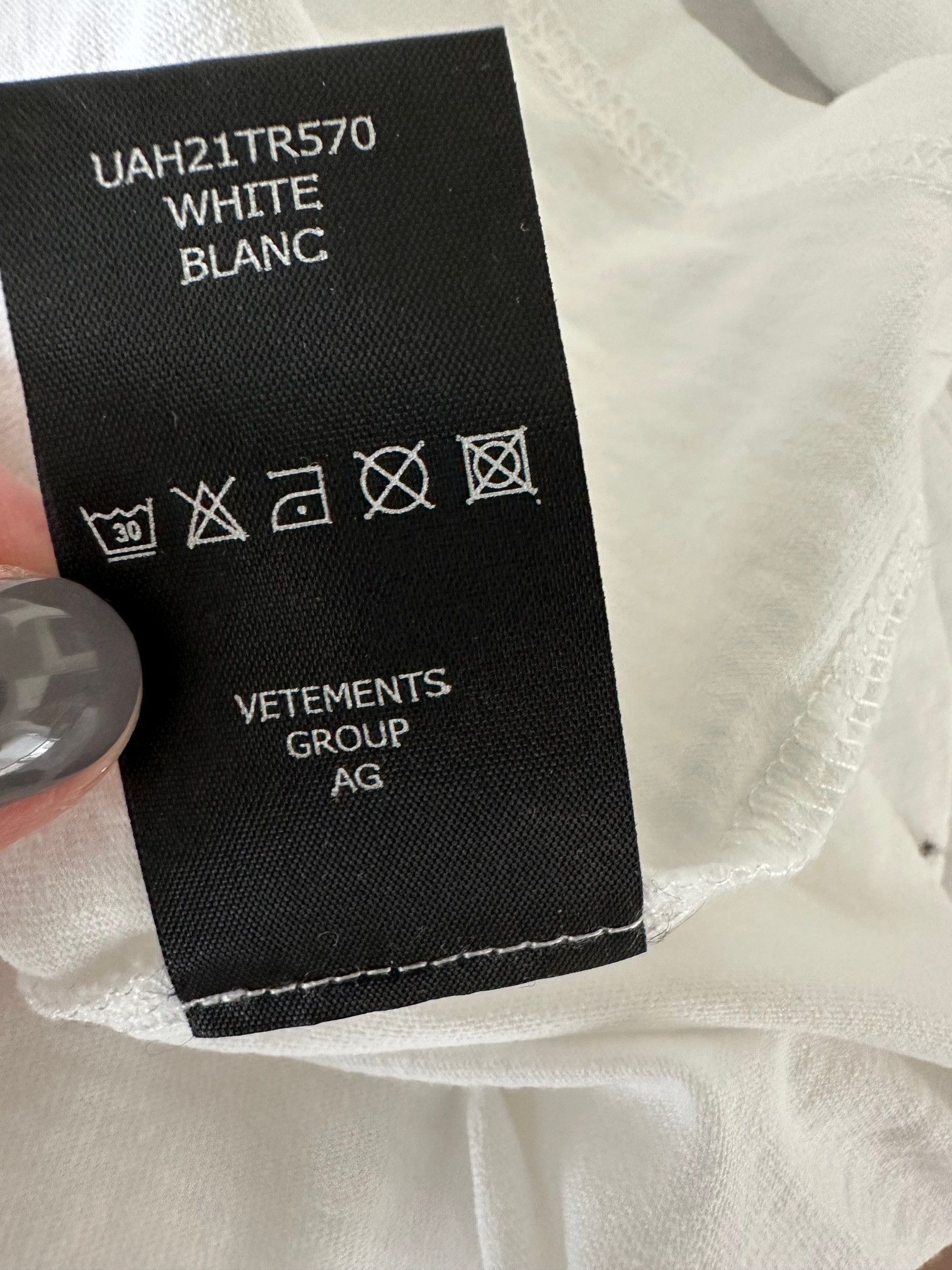 Vetements Vetements Not Happy Not Sad Tee Size US XS / EU 42 / 0 - 9 Thumbnail