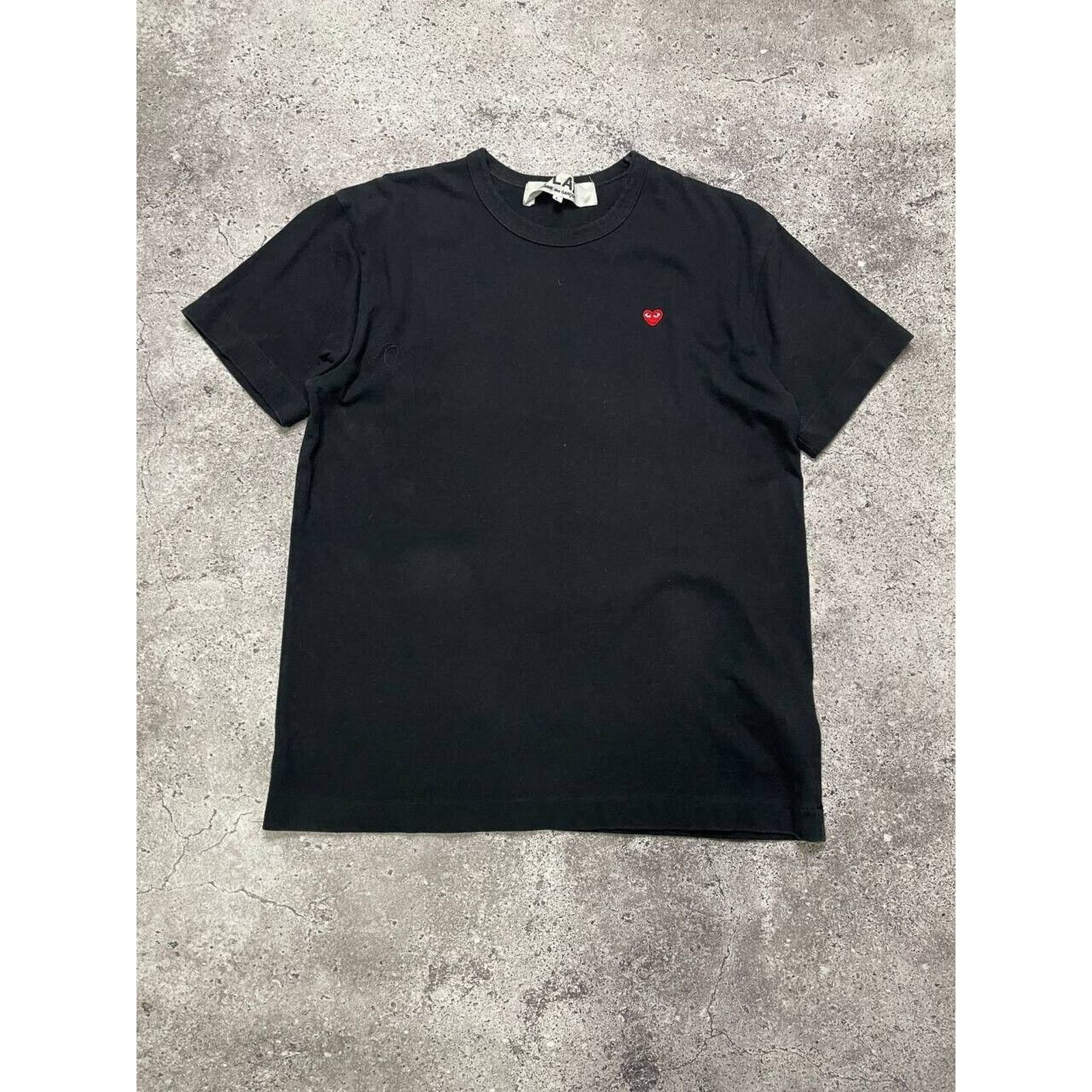 Comme des Garcons × Vintage Vintage Comme des Garcons PLAY Black T-Shirt Heart Logo L Size US L / EU 52-54 / 3 - 1 Thumbnail