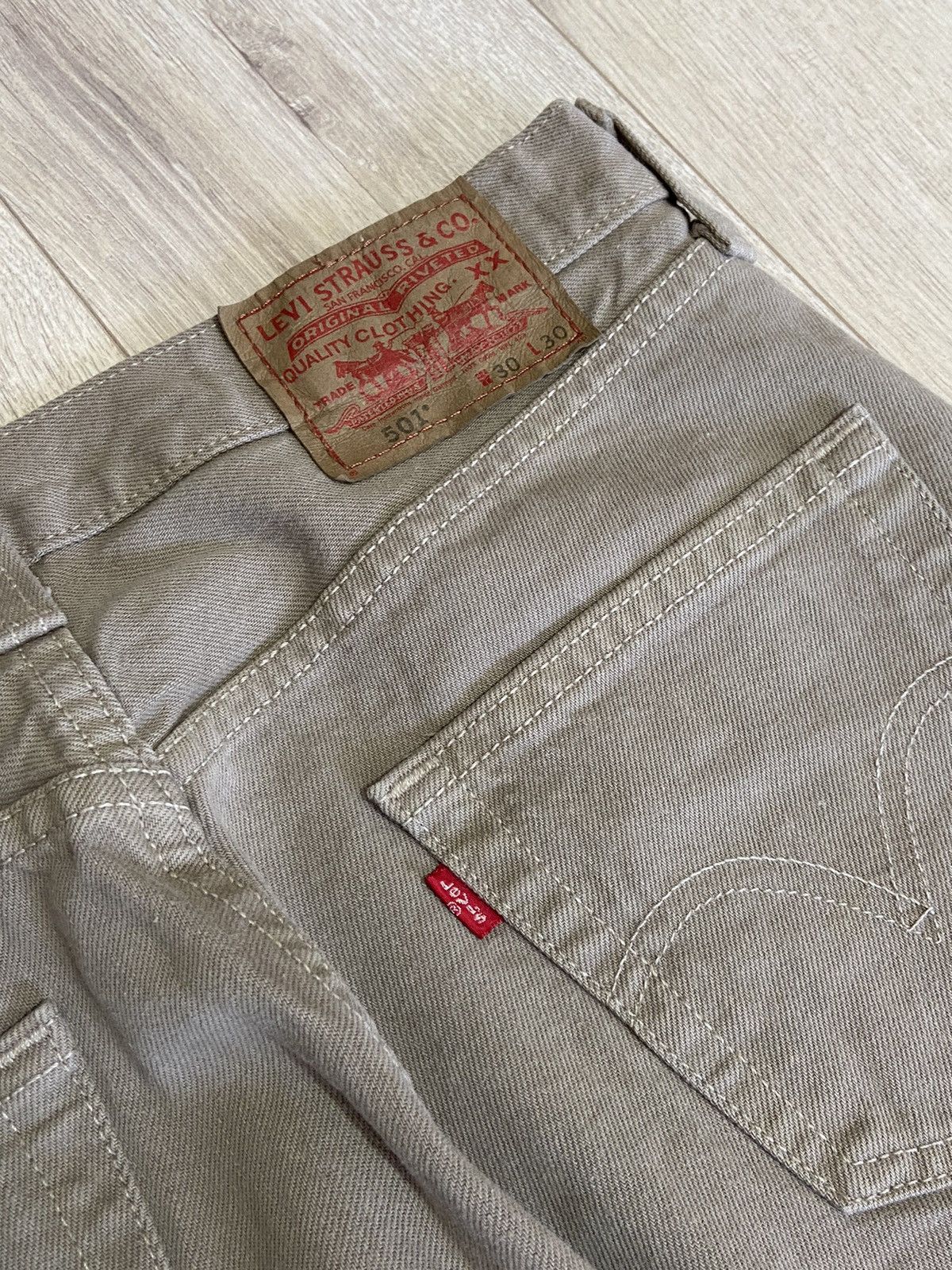 Levi's × Vintage Levi’s 501 pants 90s vintage brown size W30 L30 Size US 30 / EU 46 - 3 Thumbnail
