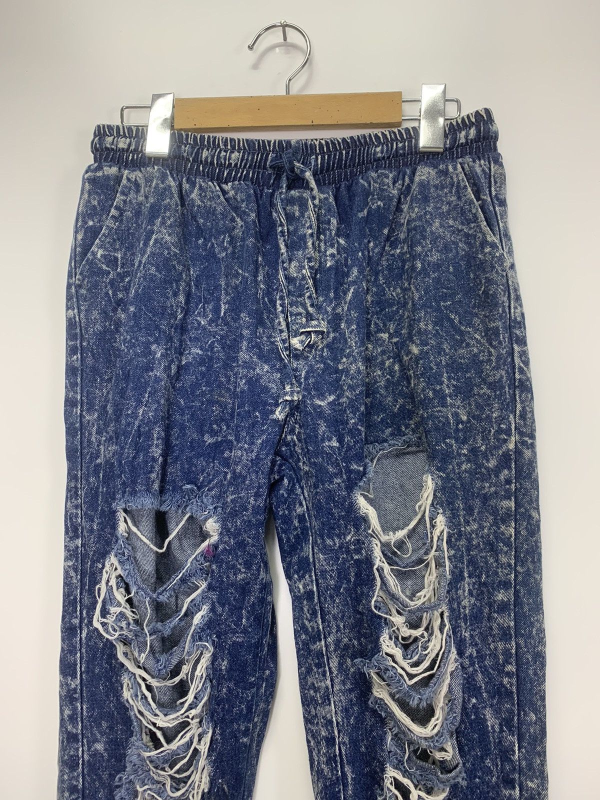 Japanese Brand Distress denim jogger pant Size US 36 / EU 52 - 2 Thumbnail