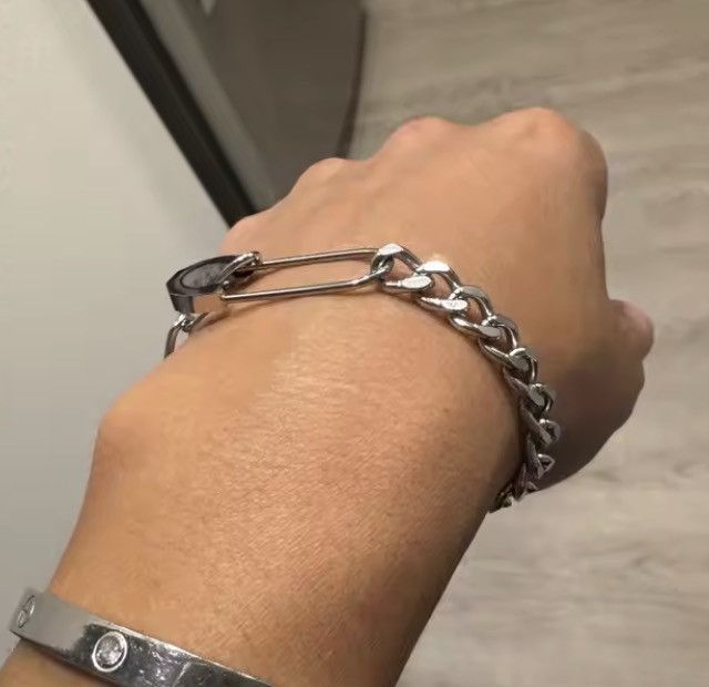 Jewelry Safety Pin with Half Cuban Chain Bracelet Size ONE SIZE - 3 Thumbnail