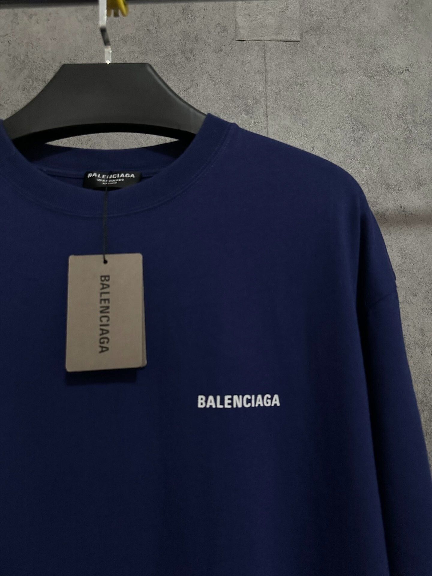 Balenciaga Balenciaga Short-Sleeve Logo Print T-Shirt Size US M / EU 48-50 / 2 - 2 Thumbnail