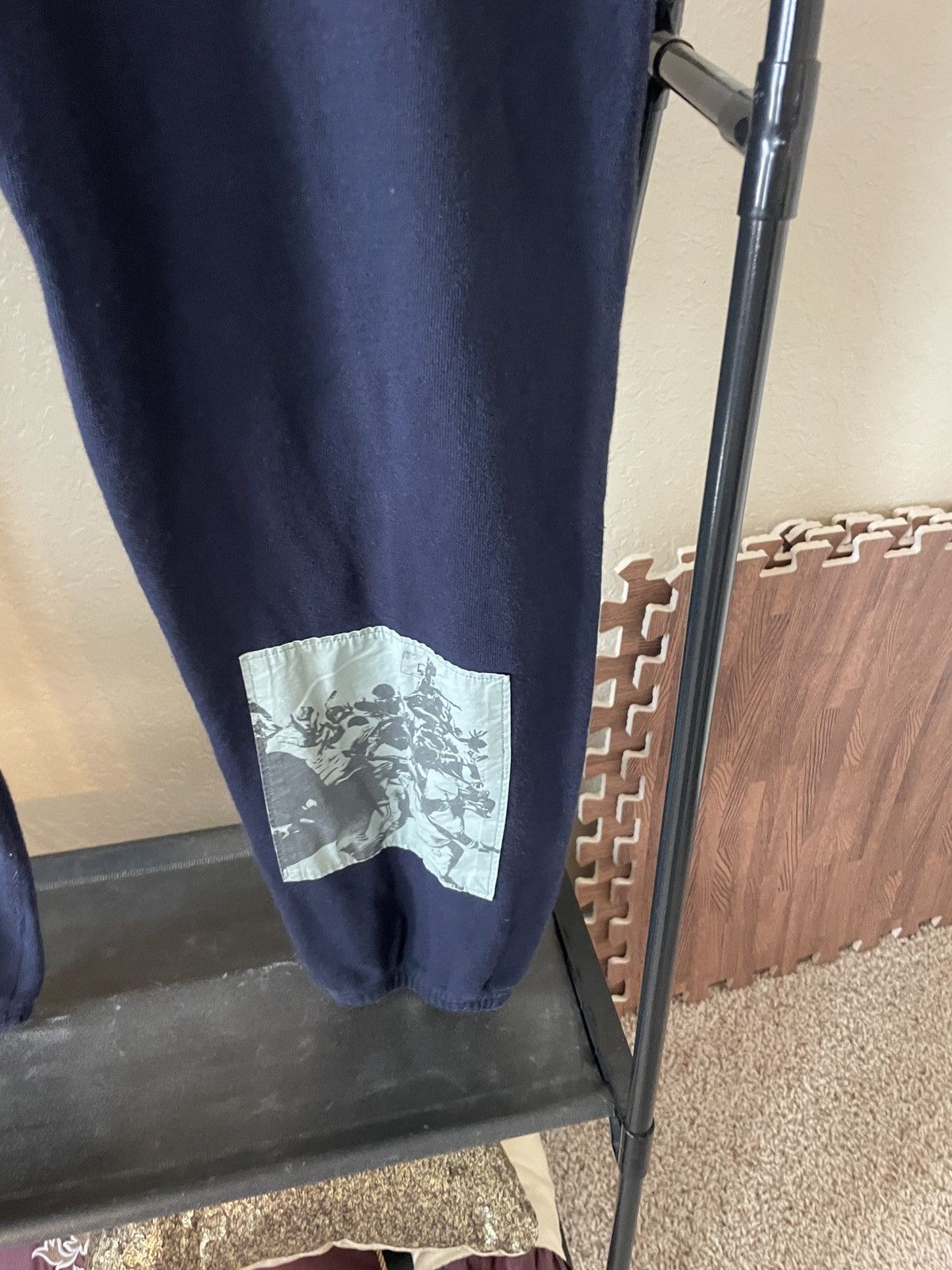 Undefeated All sports Patch artwork joggers Size US 32 / EU 48 - 3 Thumbnail