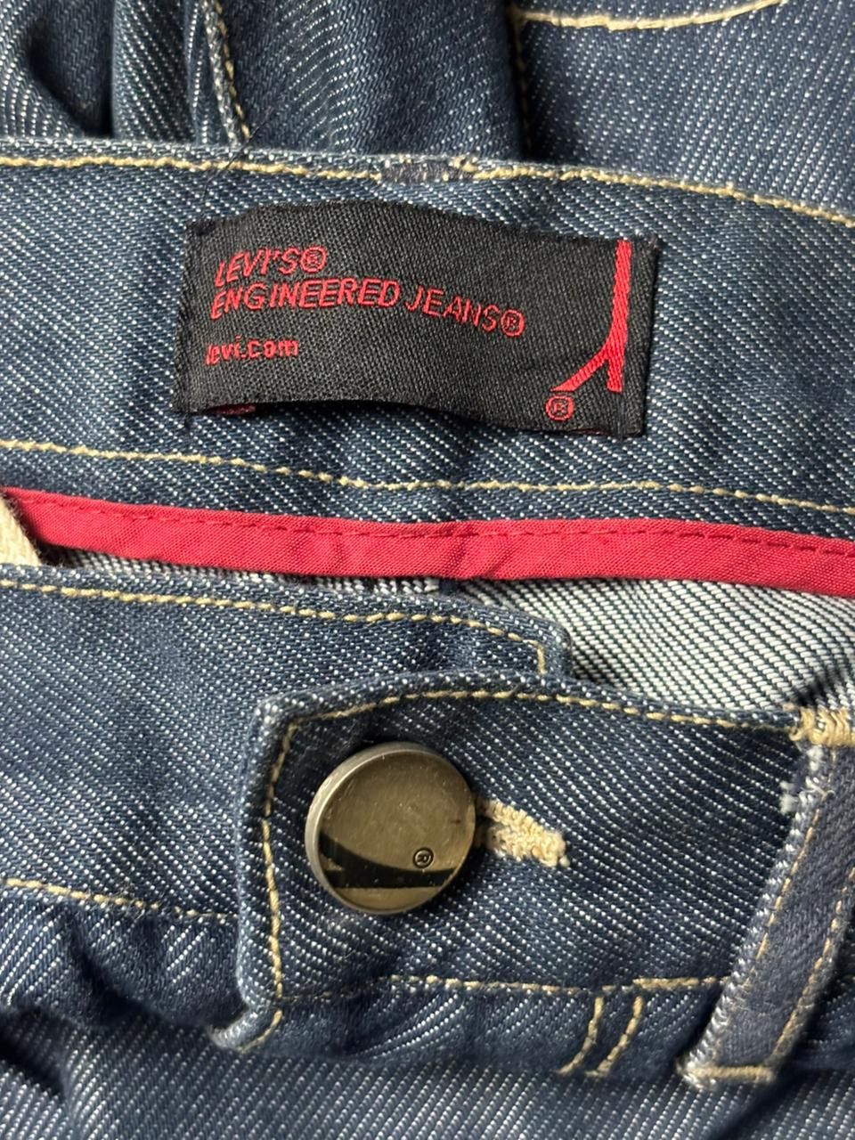 Levi's 2000s Levi's Engineered Twisted Jeans Size US 31 - 6 Thumbnail