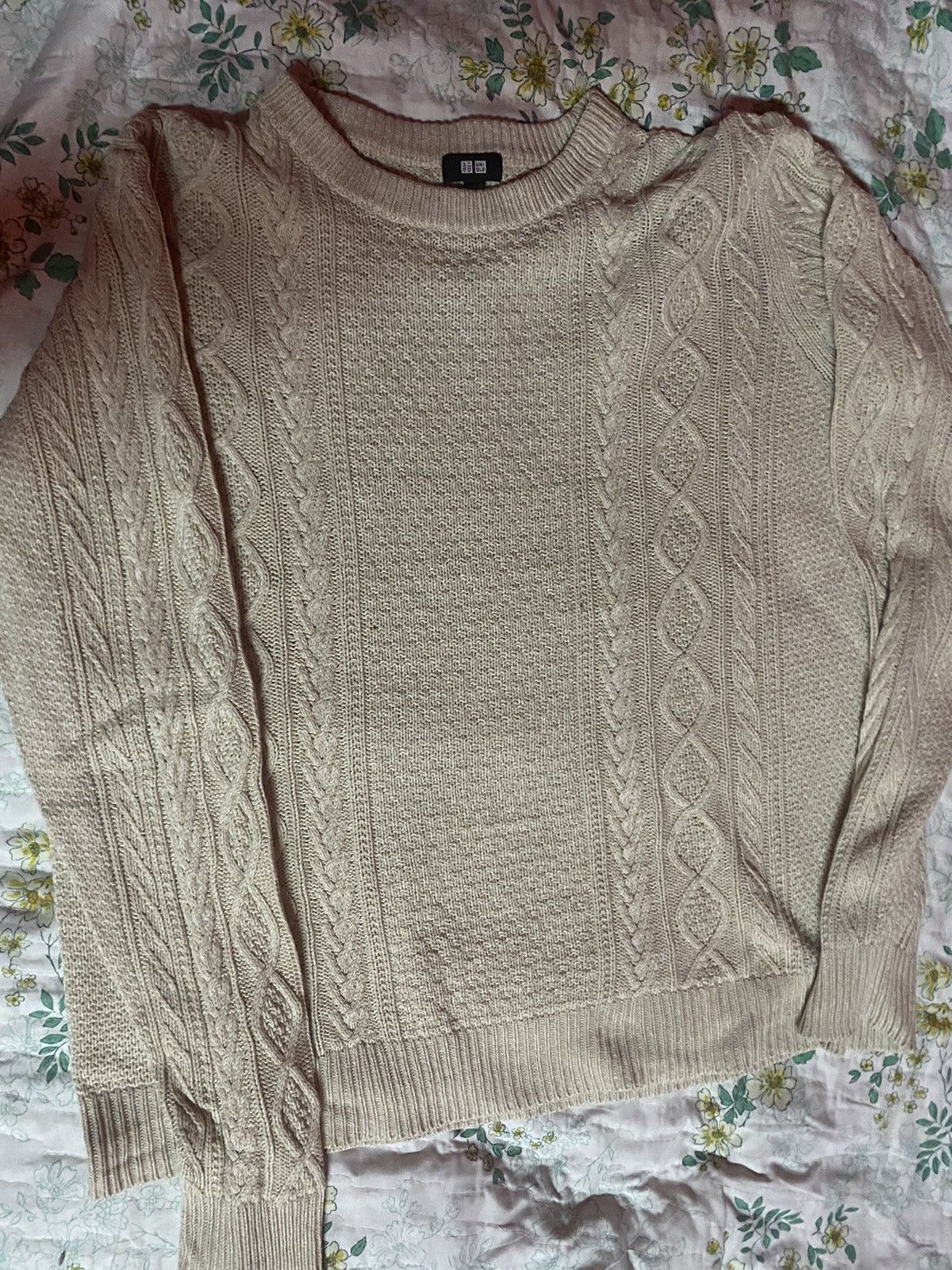 Uniqlo Uniqlo Sweatshirt x Vintage Size XL / US 12-14 / IT 48-50 - 1 Thumbnail
