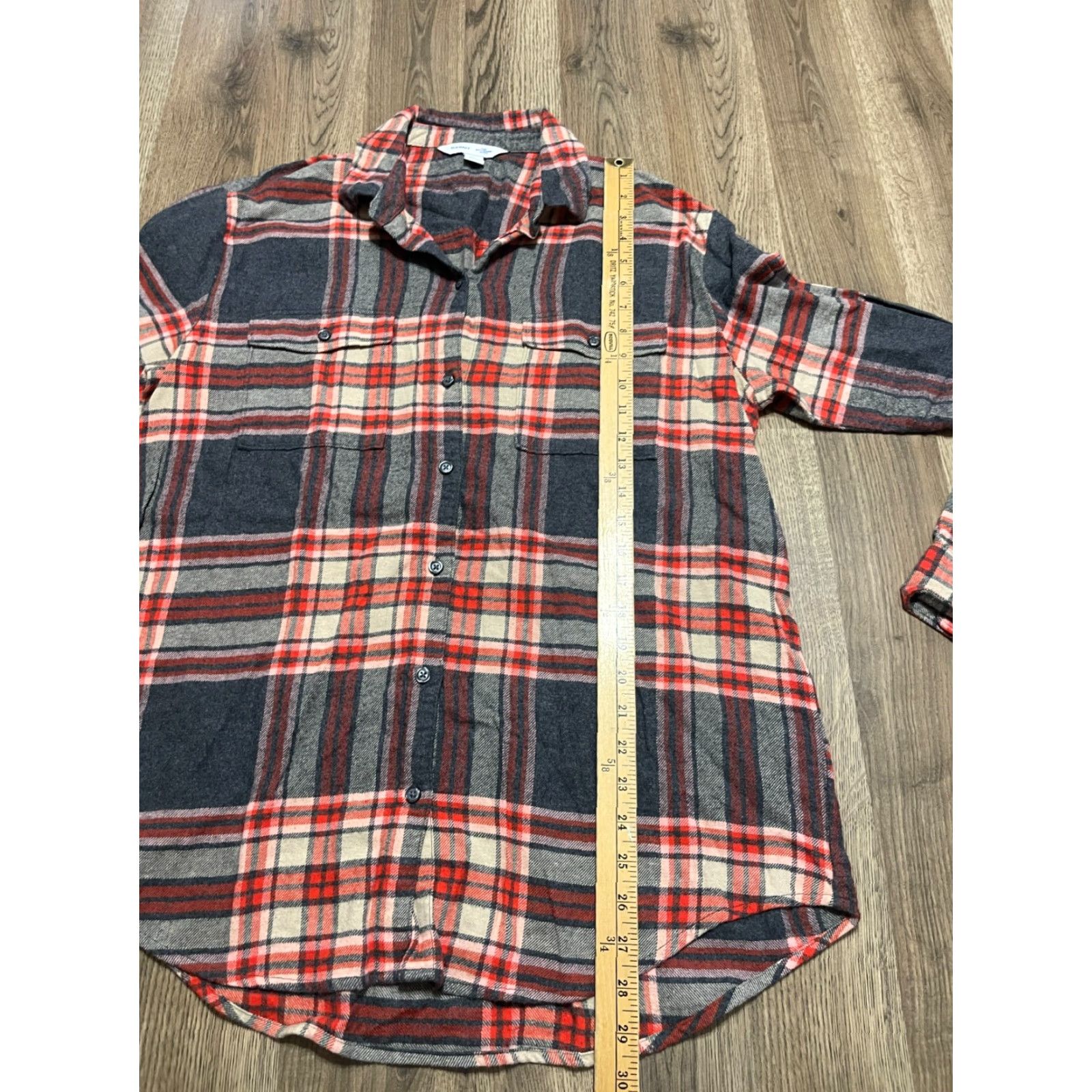 Old Navy Old Navy Shirt Women's M Tall Red Gray Plaid Boyfriend Shirt Button Up Shirt, Casual, Long Sleeve, Collared, Regular Fit, Tall, Gray Size M / US 6-8 / IT 42-44 - 6 Thumbnail